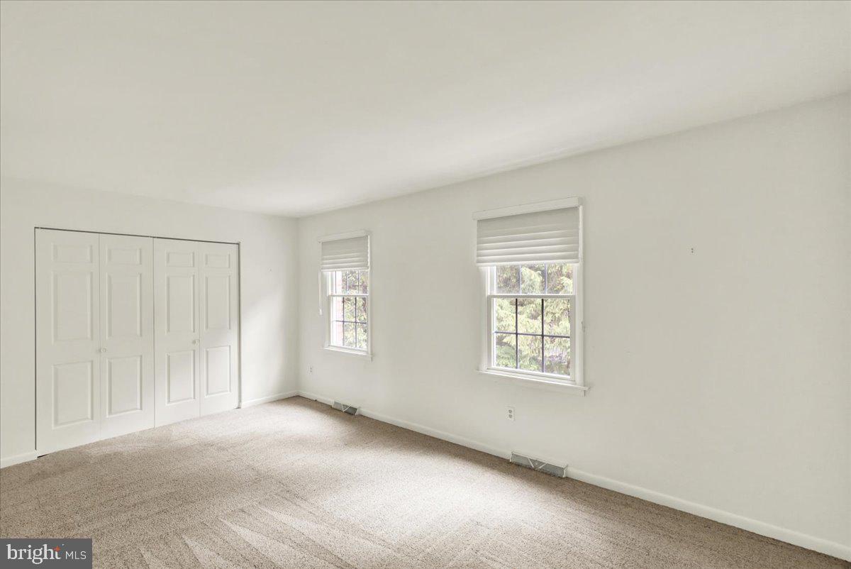 WYOMISSING MEADOWS - Residential