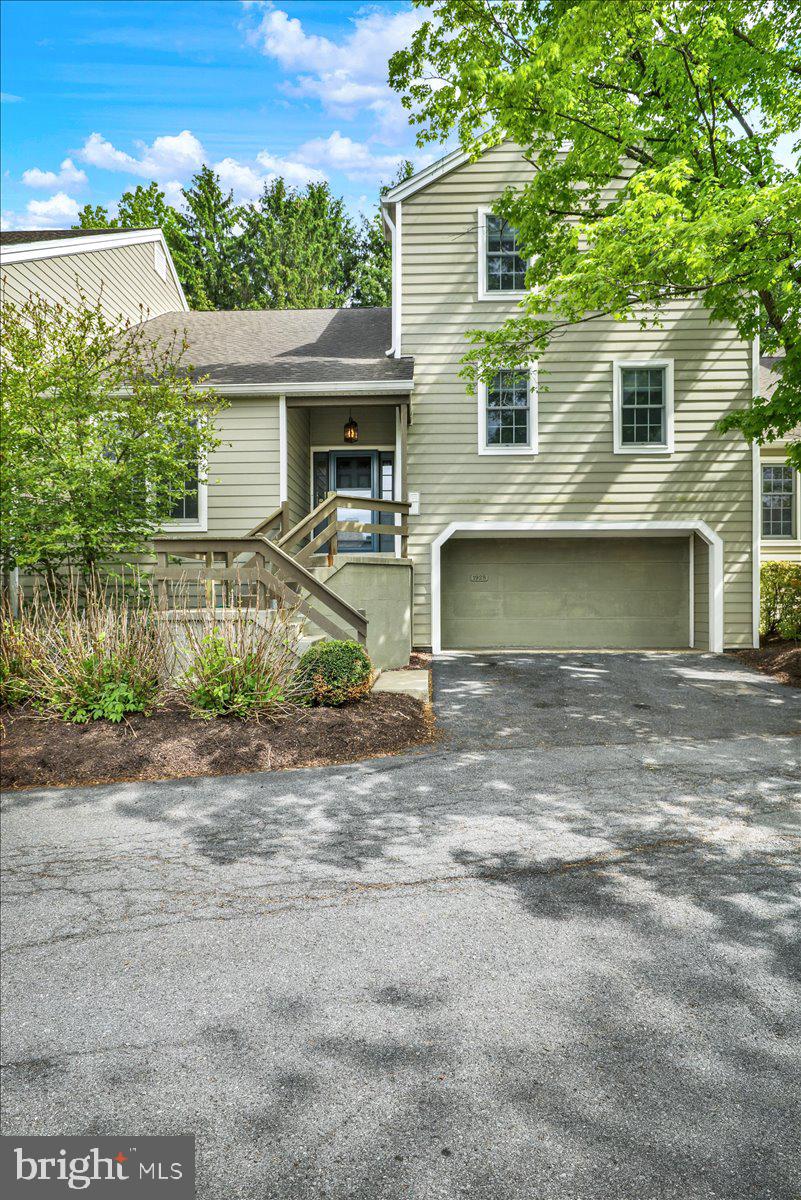 WYOMISSING MEADOWS - Residential
