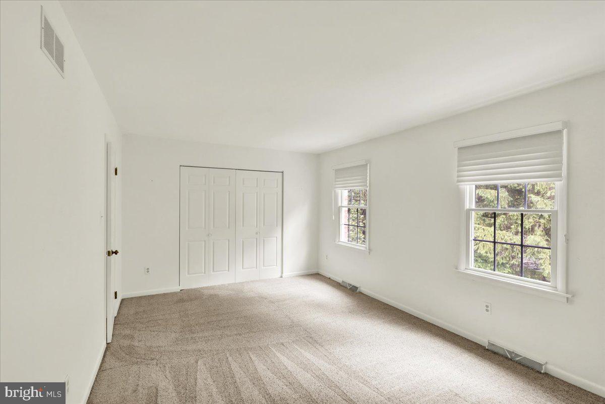 WYOMISSING MEADOWS - Residential