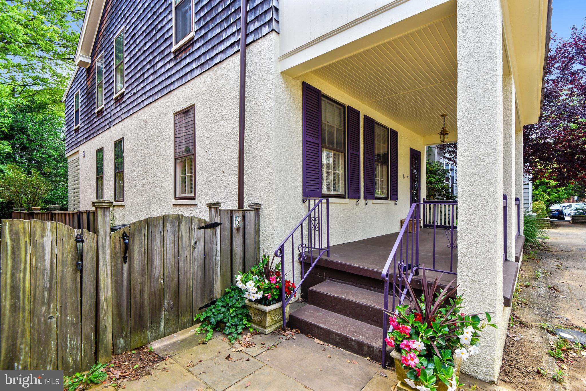 HISTORIC DISTRICT - Residential