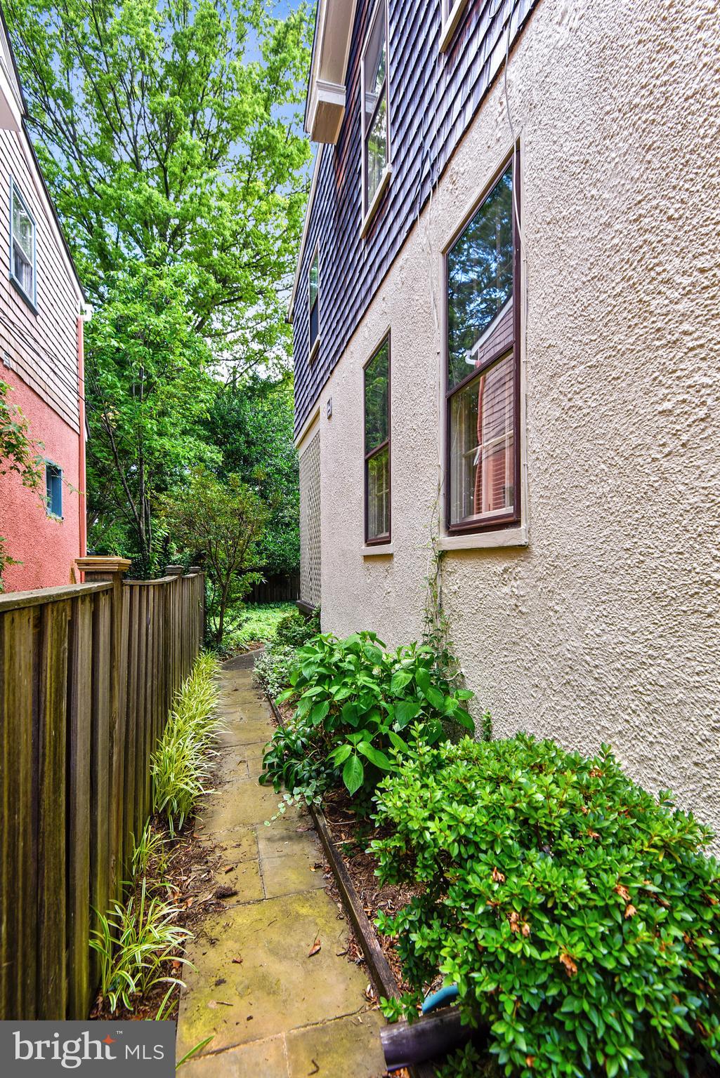 HISTORIC DISTRICT - Residential