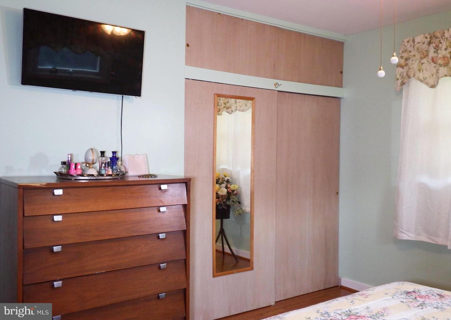 MILBETH VILLAGE - Residential