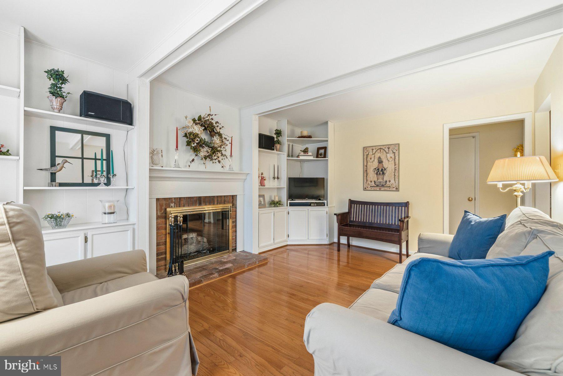 ROLLING VALLEY - Residential