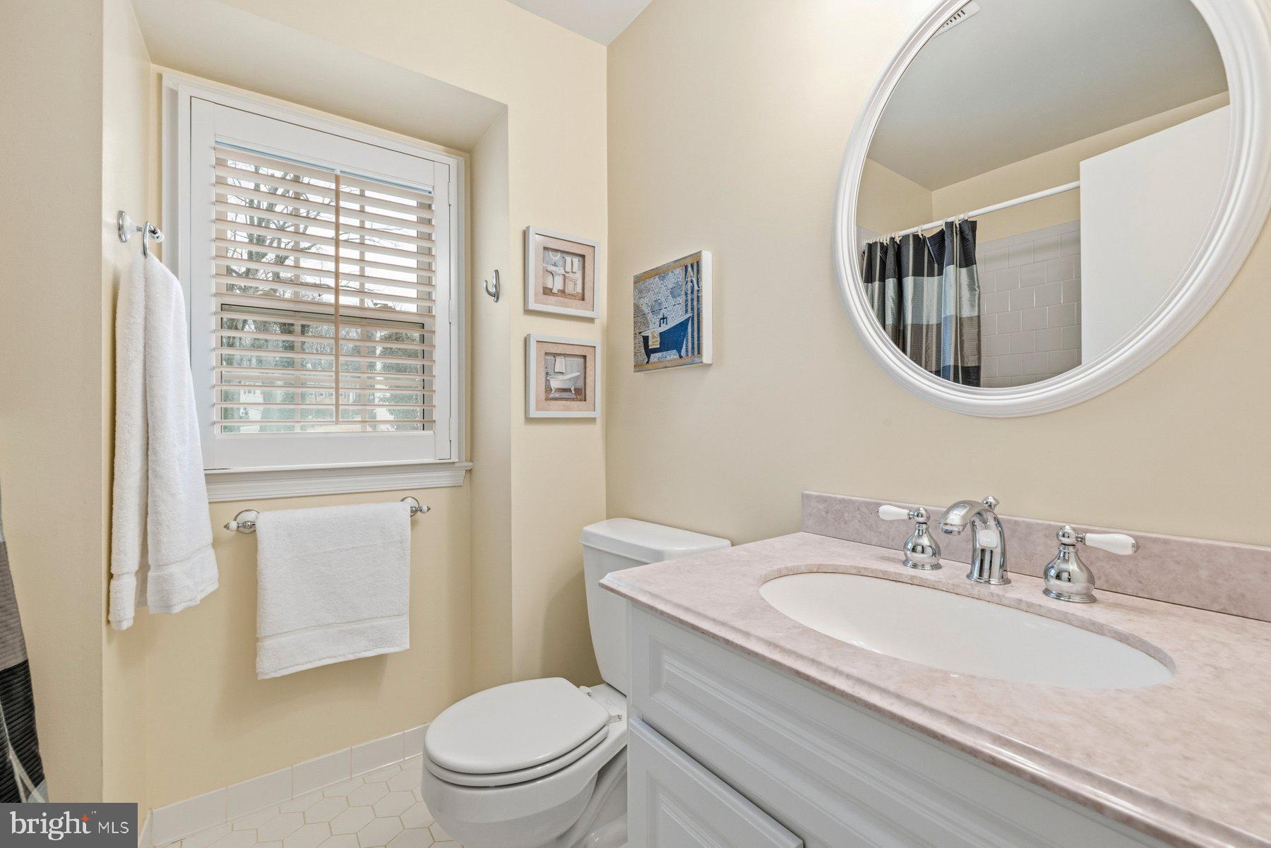 ROLLING VALLEY - Residential