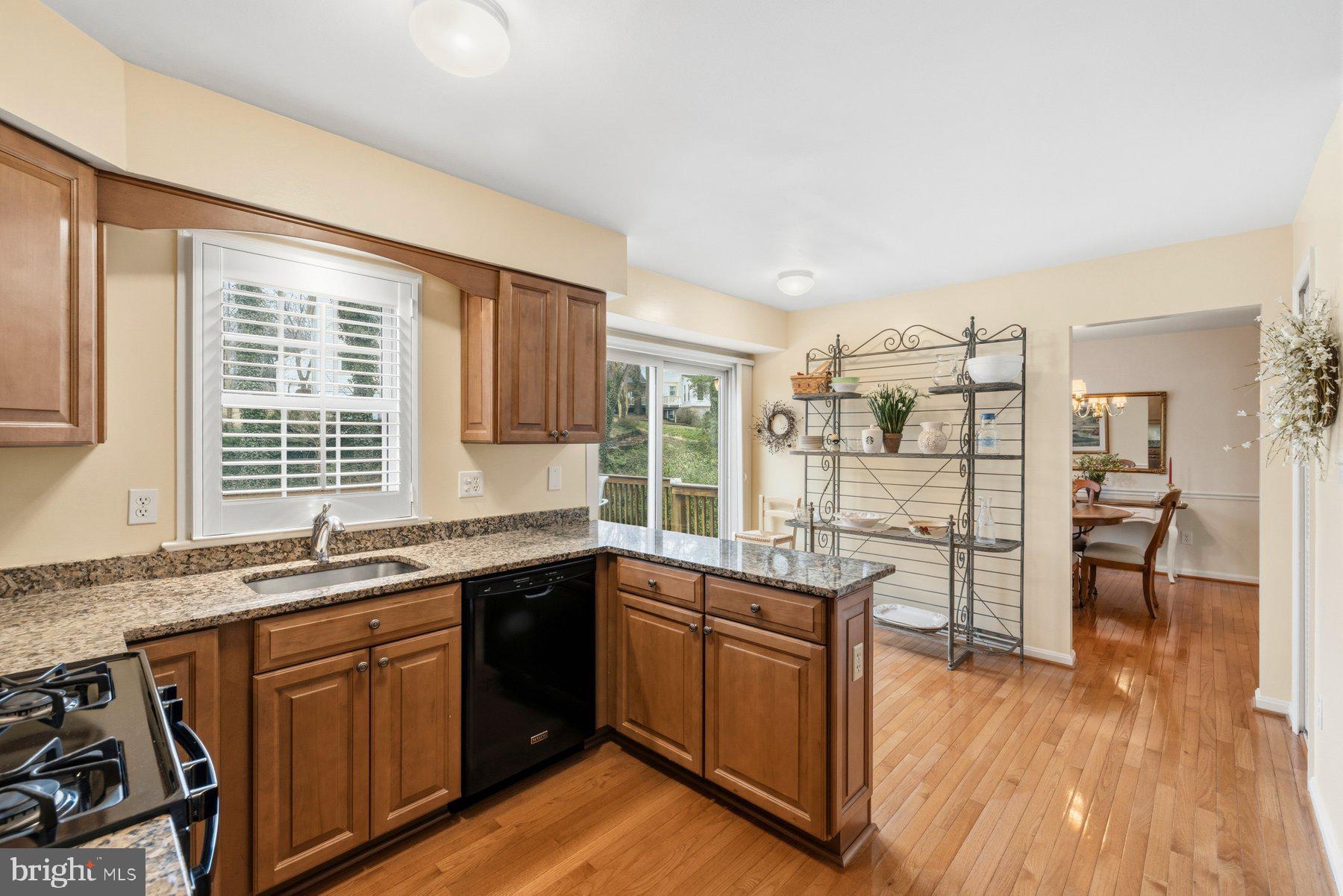 ROLLING VALLEY - Residential