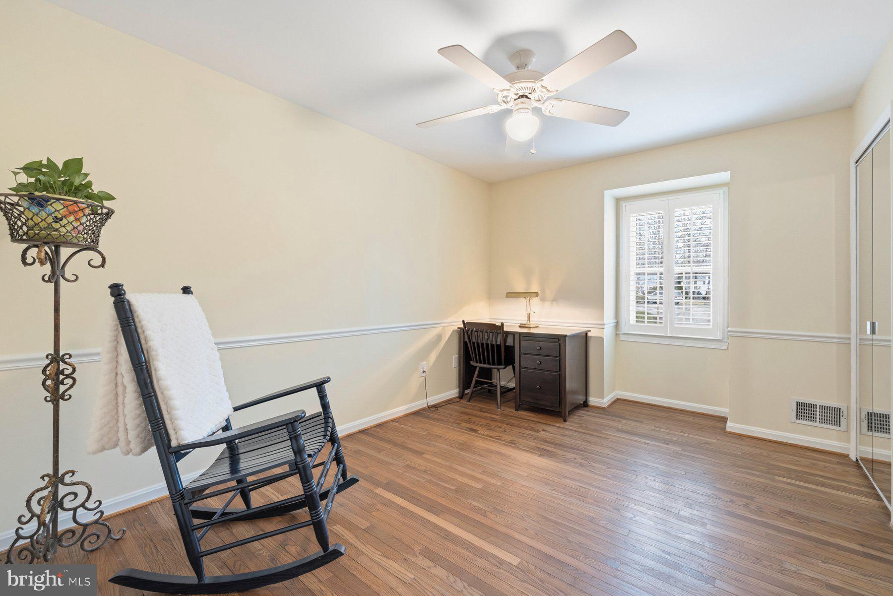 ROLLING VALLEY - Residential