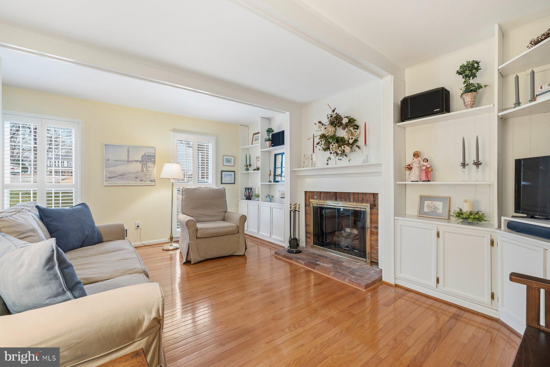 ROLLING VALLEY - Residential