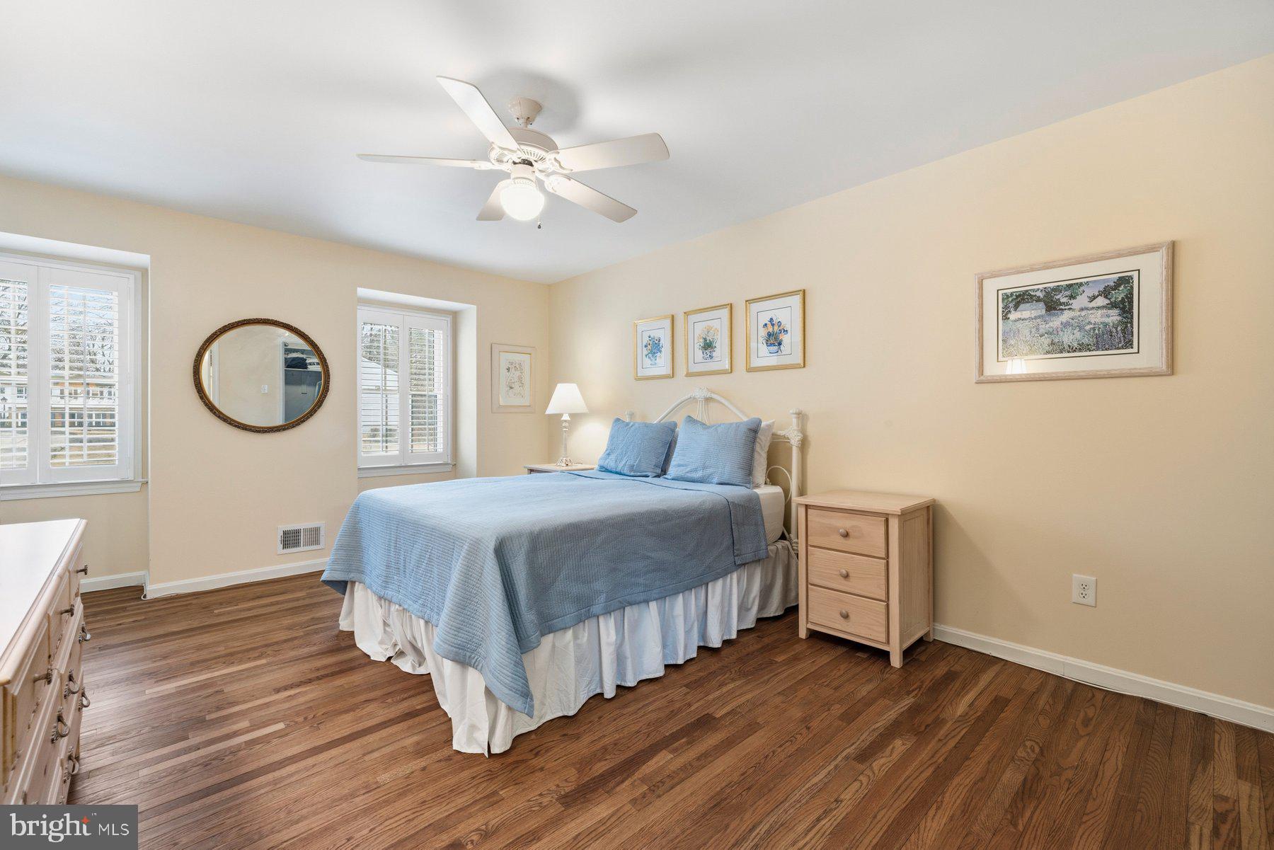 ROLLING VALLEY - Residential