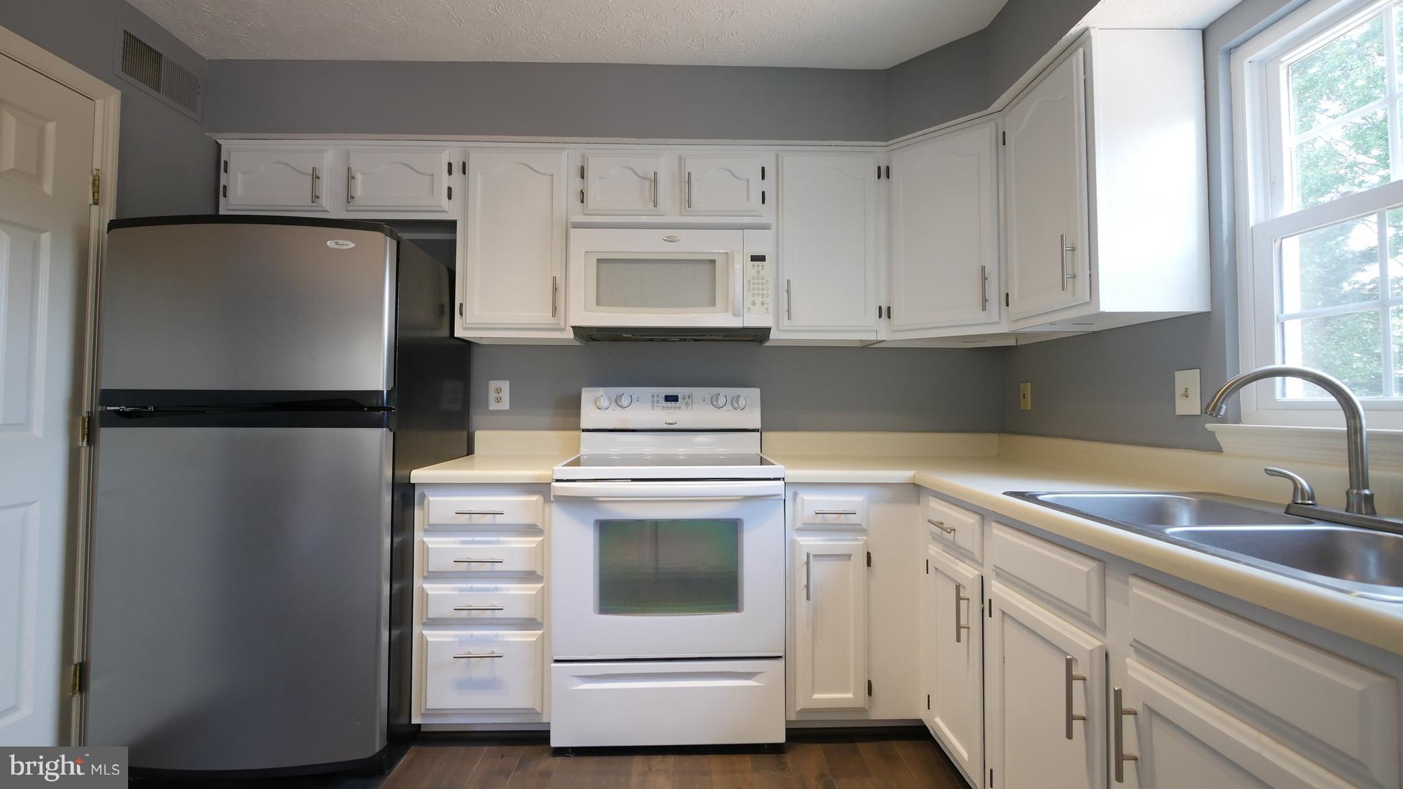 FERNSHIRE FARMS - Residential Lease