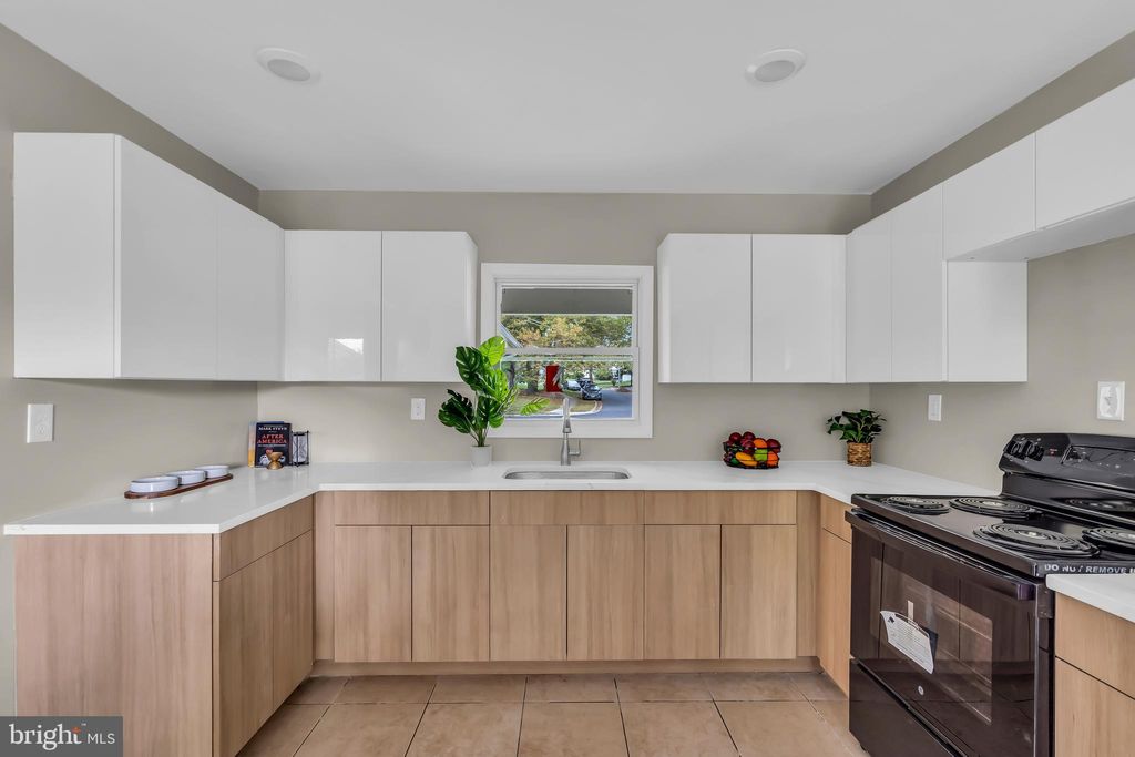 Photo of 2 Hazelwood Circle, WILLINGBORO, NJ 08046 (MLS # NJBL2096194)