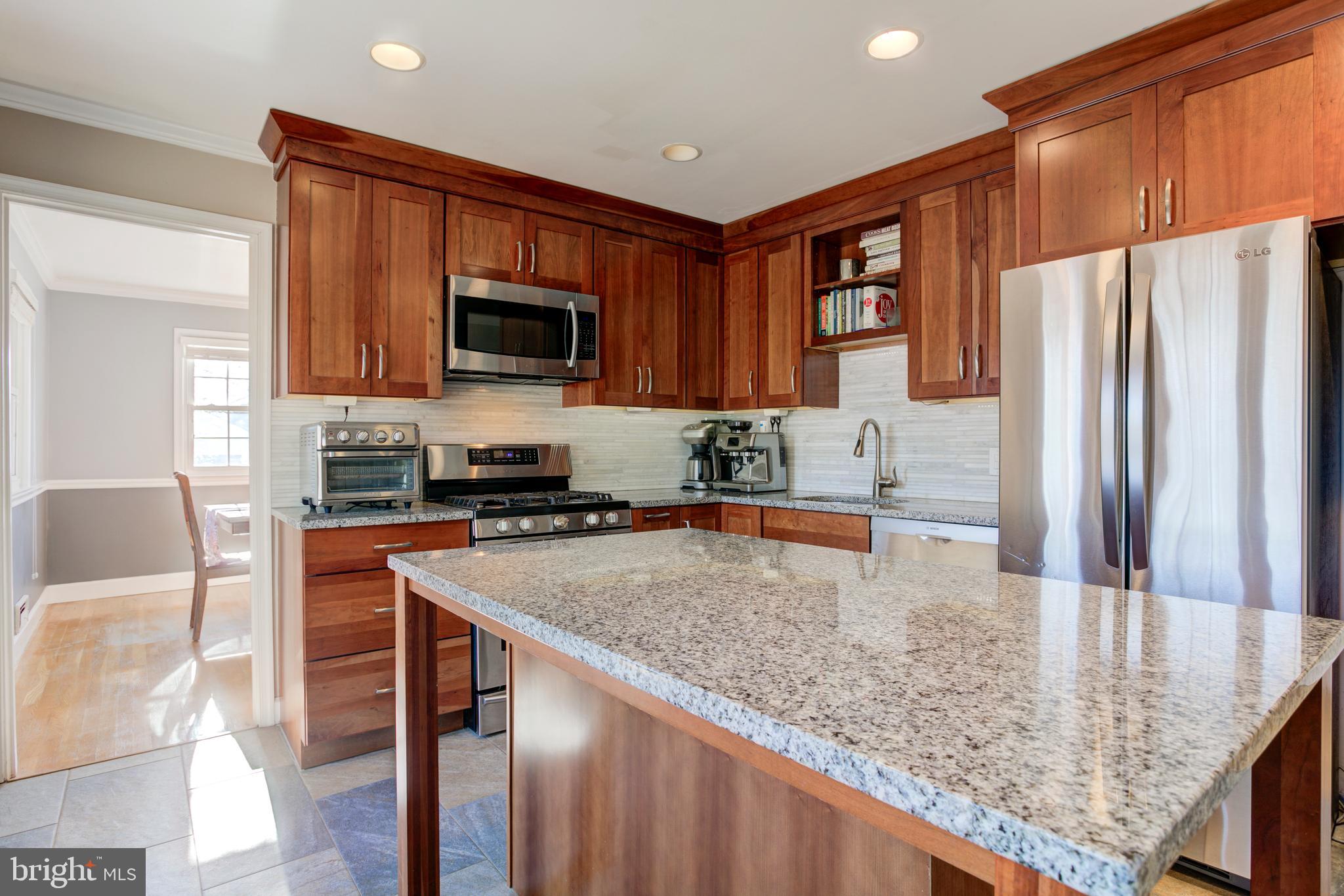 ANNANDALE WOODS - Residential