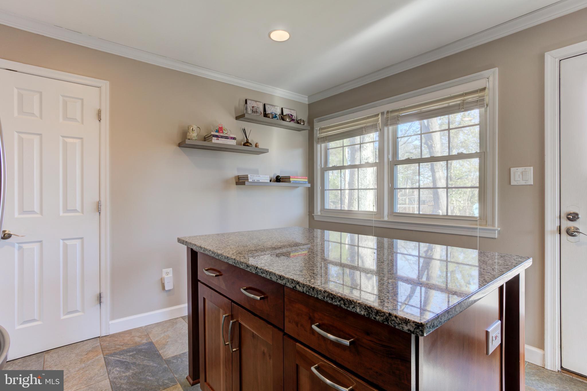 ANNANDALE WOODS - Residential