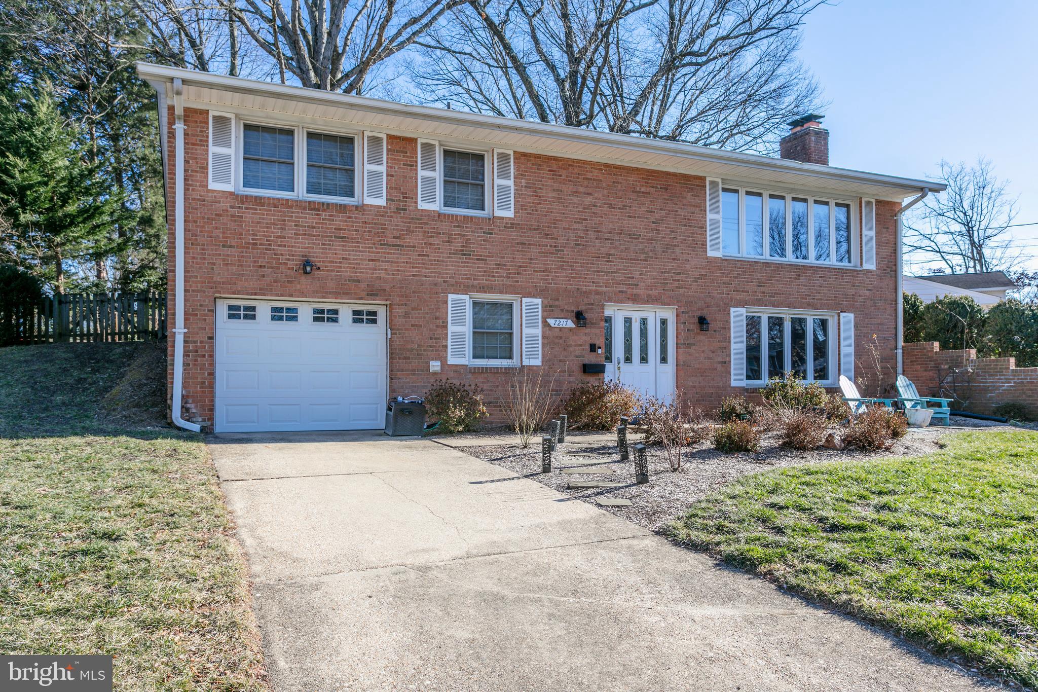 ANNANDALE WOODS - Residential