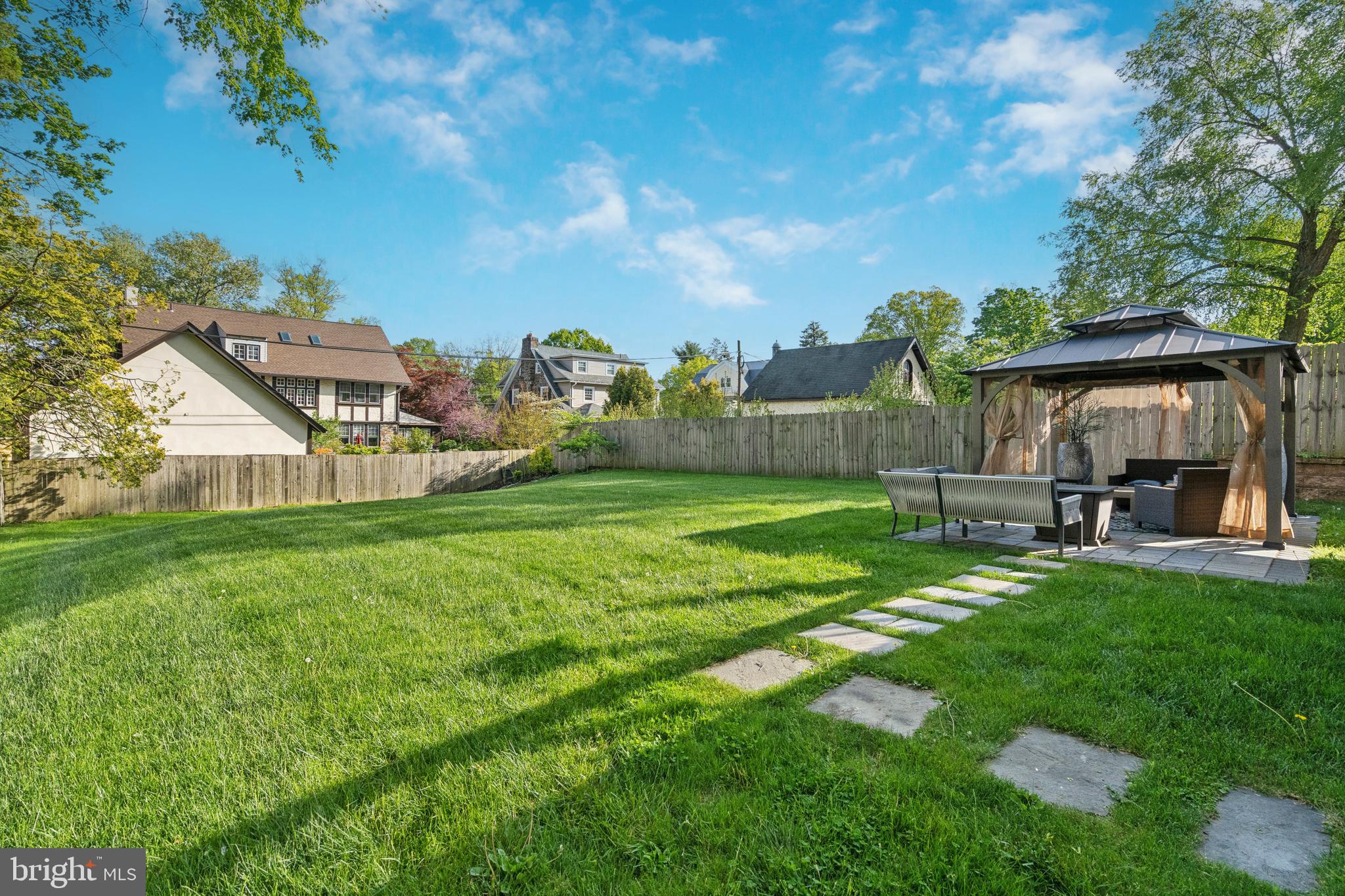 MERION STATION - Residential