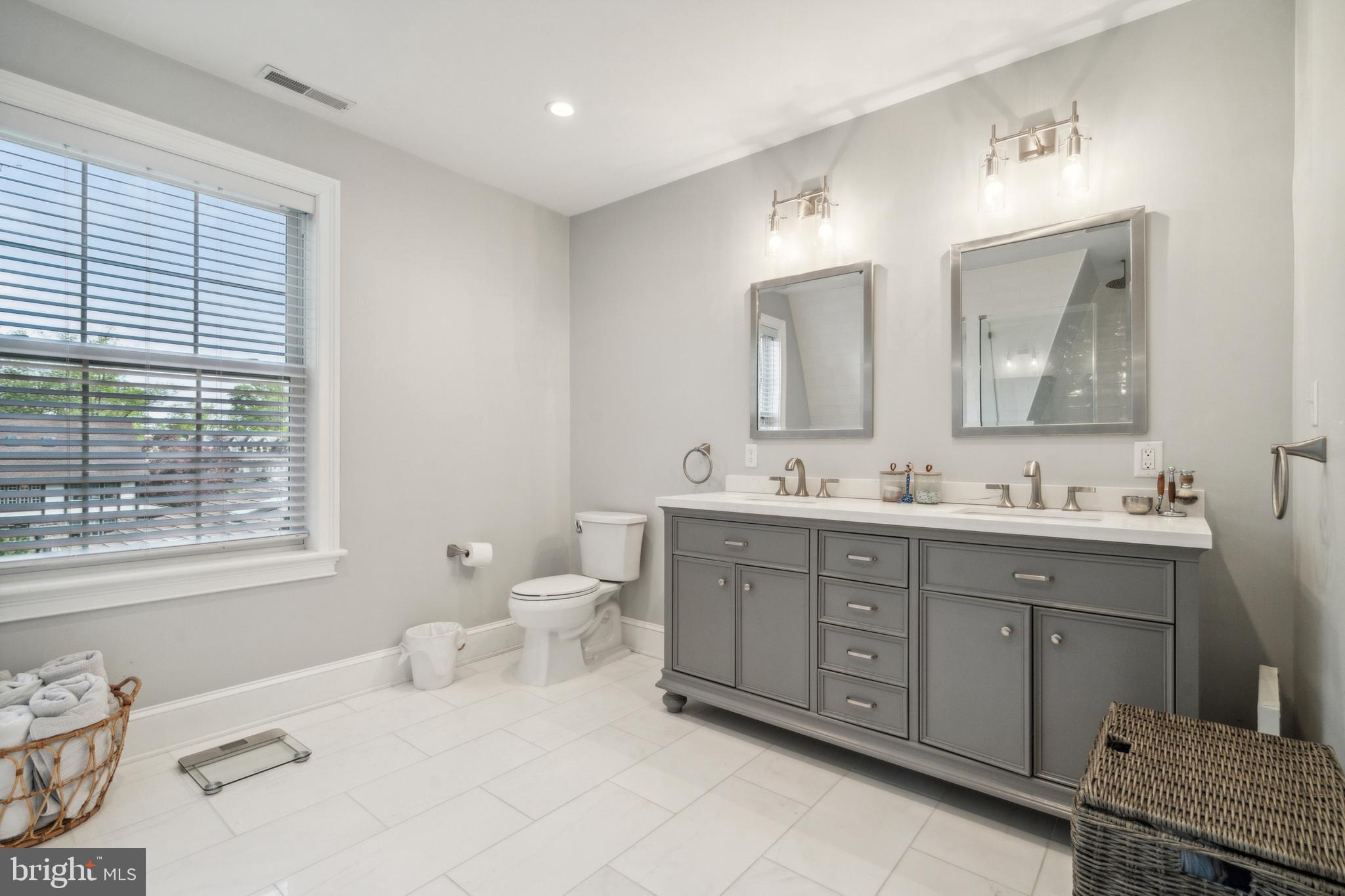 MERION STATION - Residential