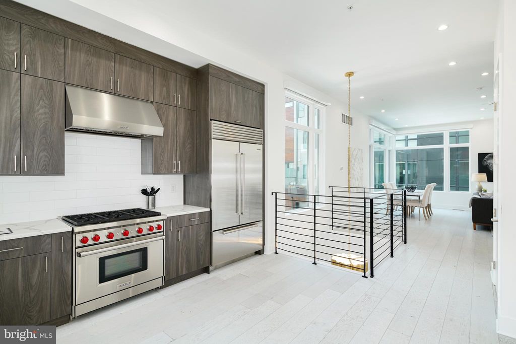 Photo of 142 S Front Street, PHILADELPHIA, PA 19106 (MLS # PAPH2519588)