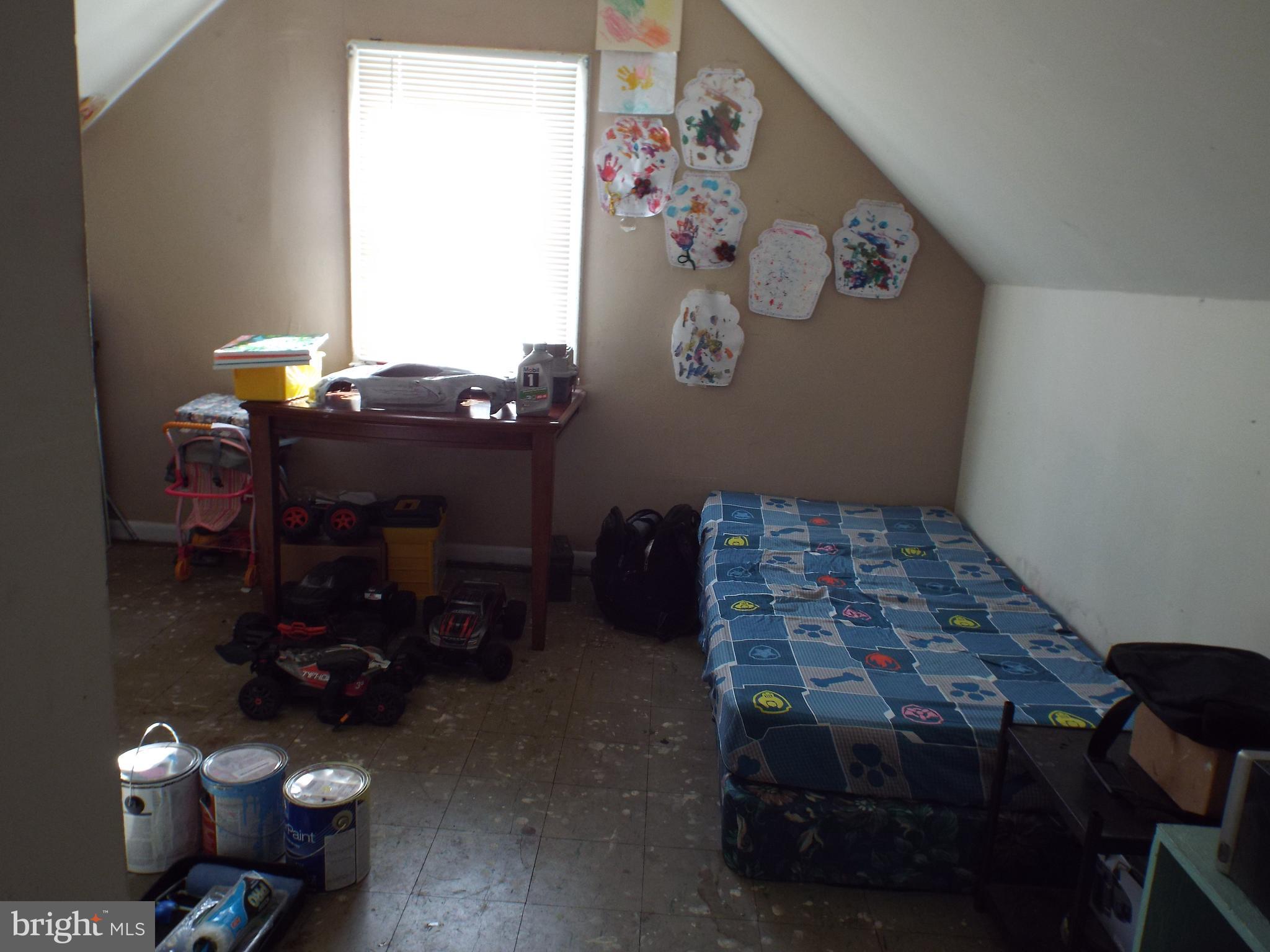 SANSBURY PARK- 1ST ADDN - Residential