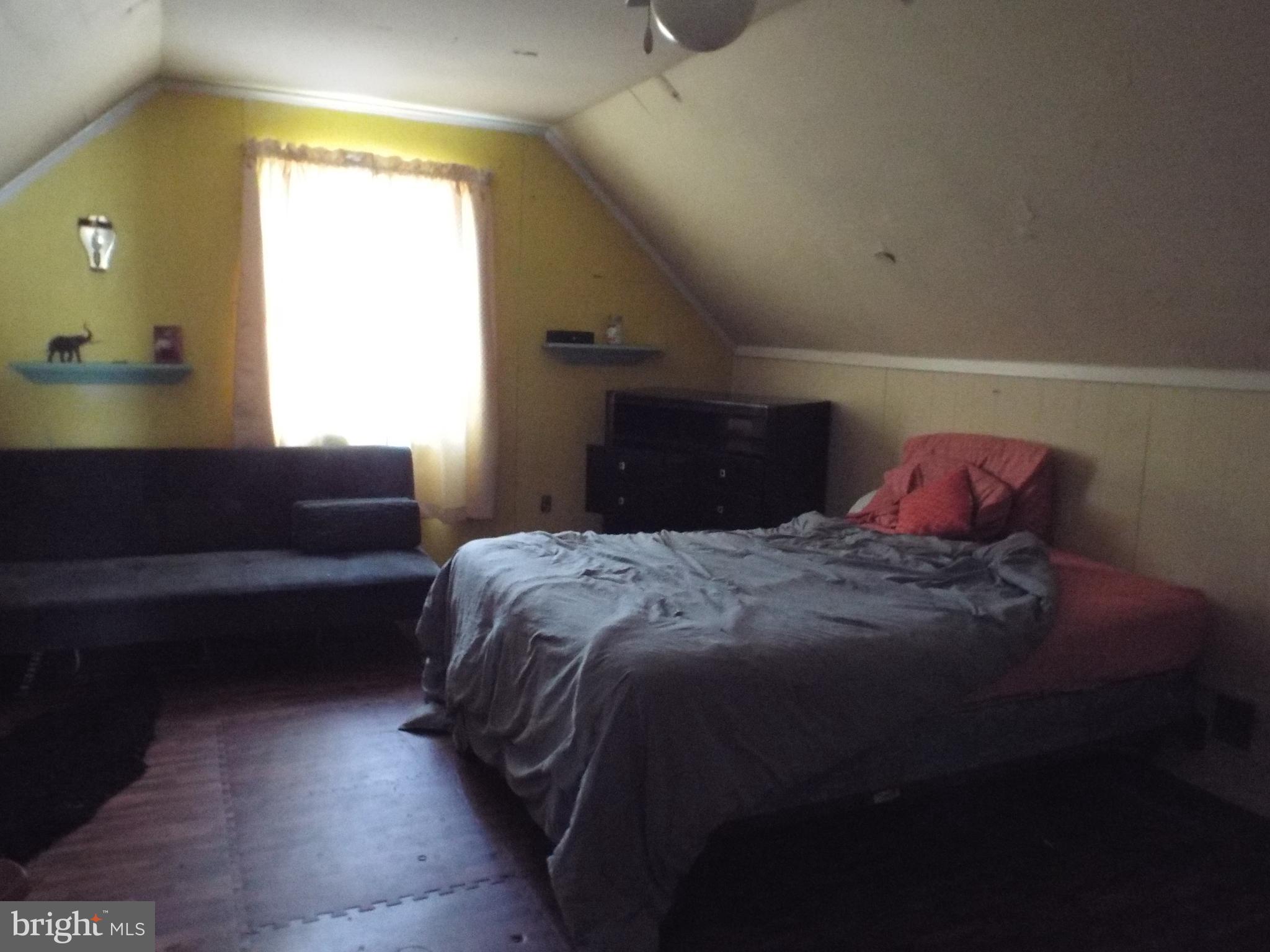 SANSBURY PARK- 1ST ADDN - Residential