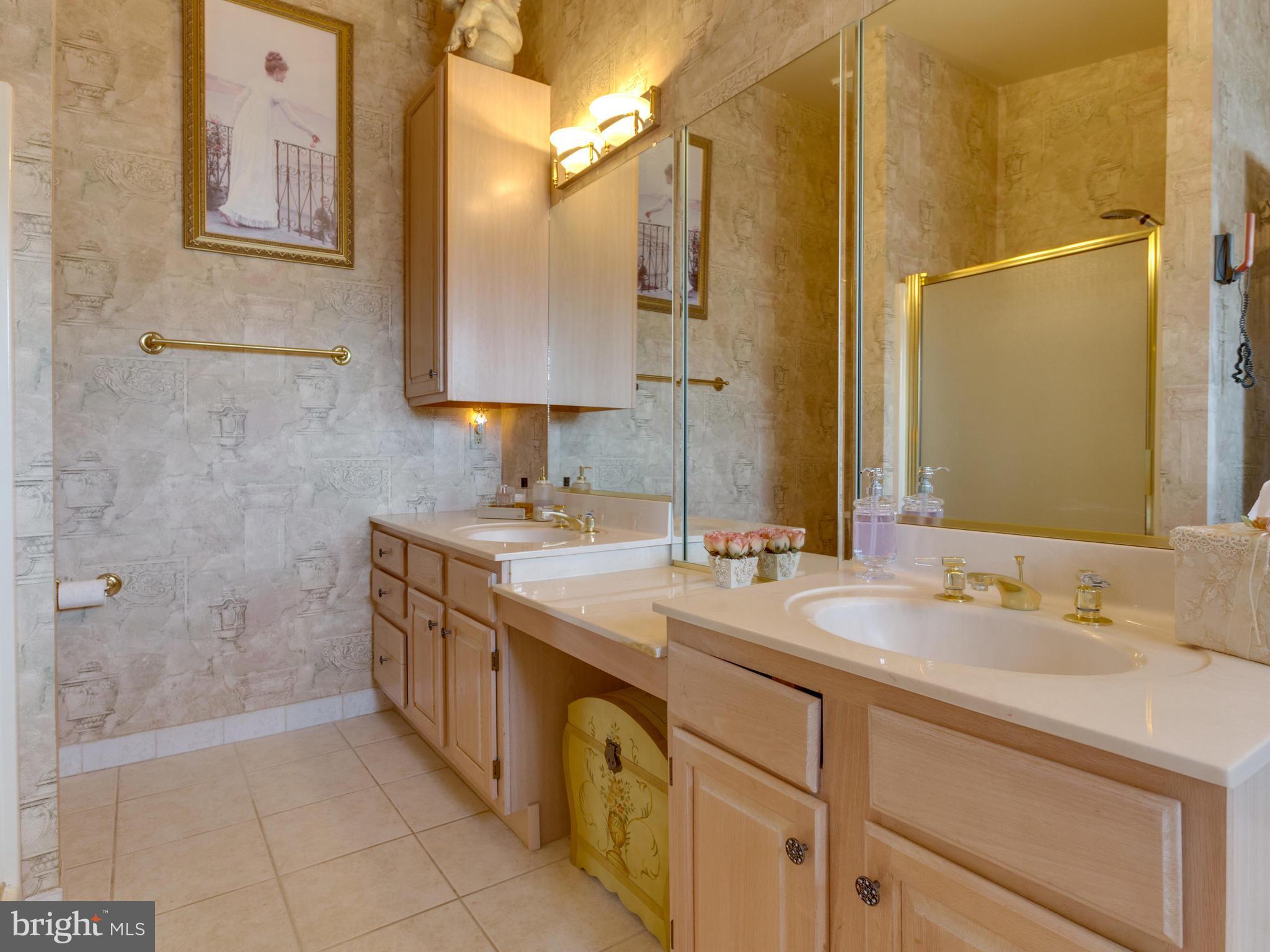 COLONIES OF MADRILLON - Residential