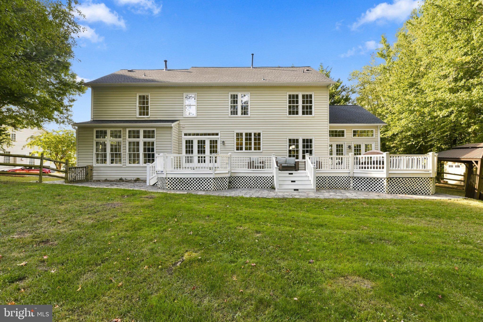 124 SEAHAWK LANE