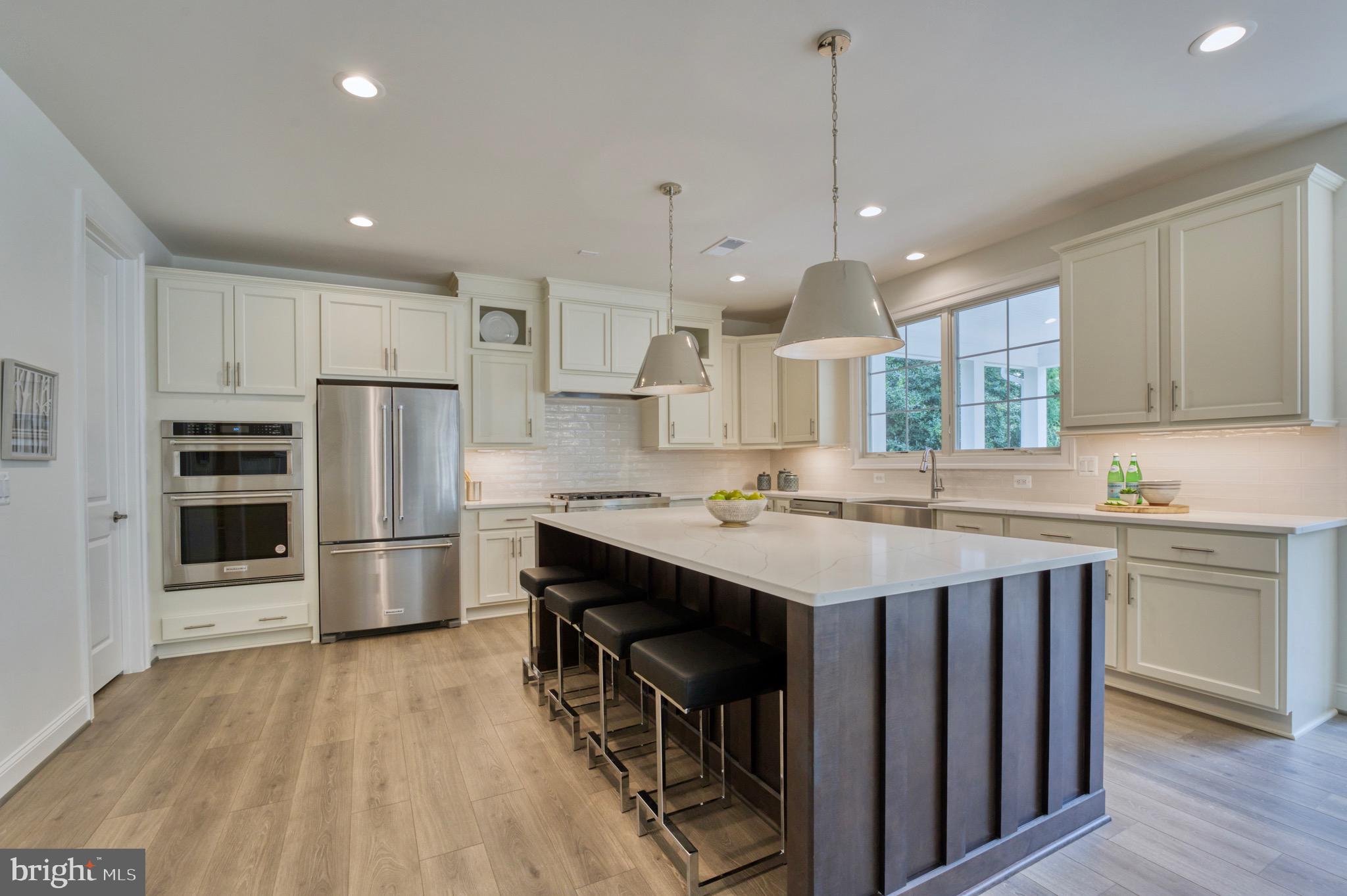 ROSEMONT - Residential