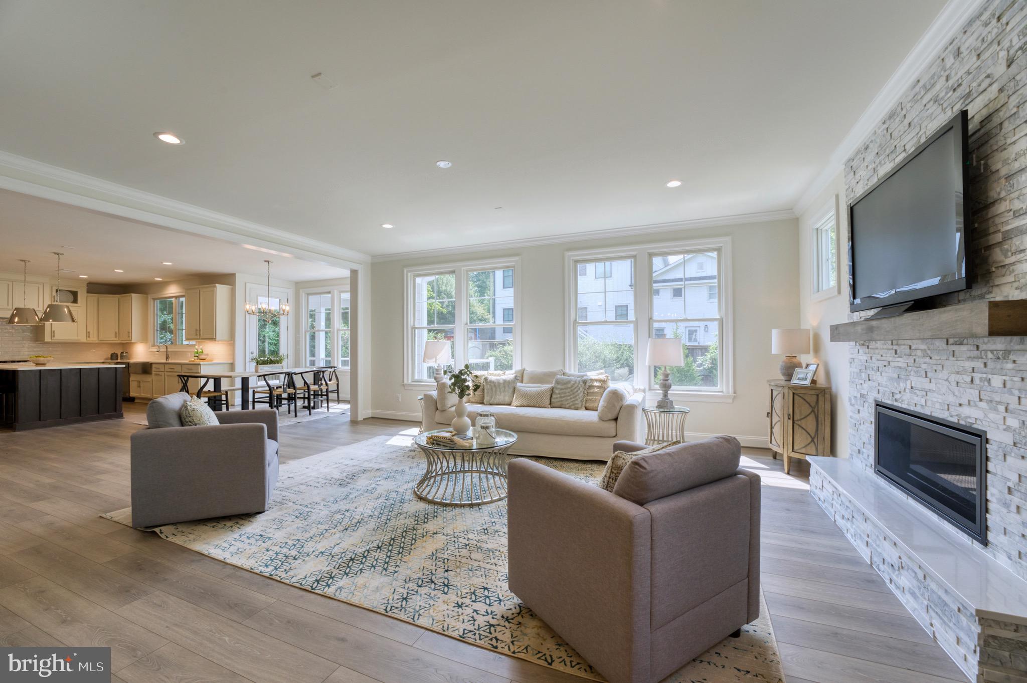 ROSEMONT - Residential