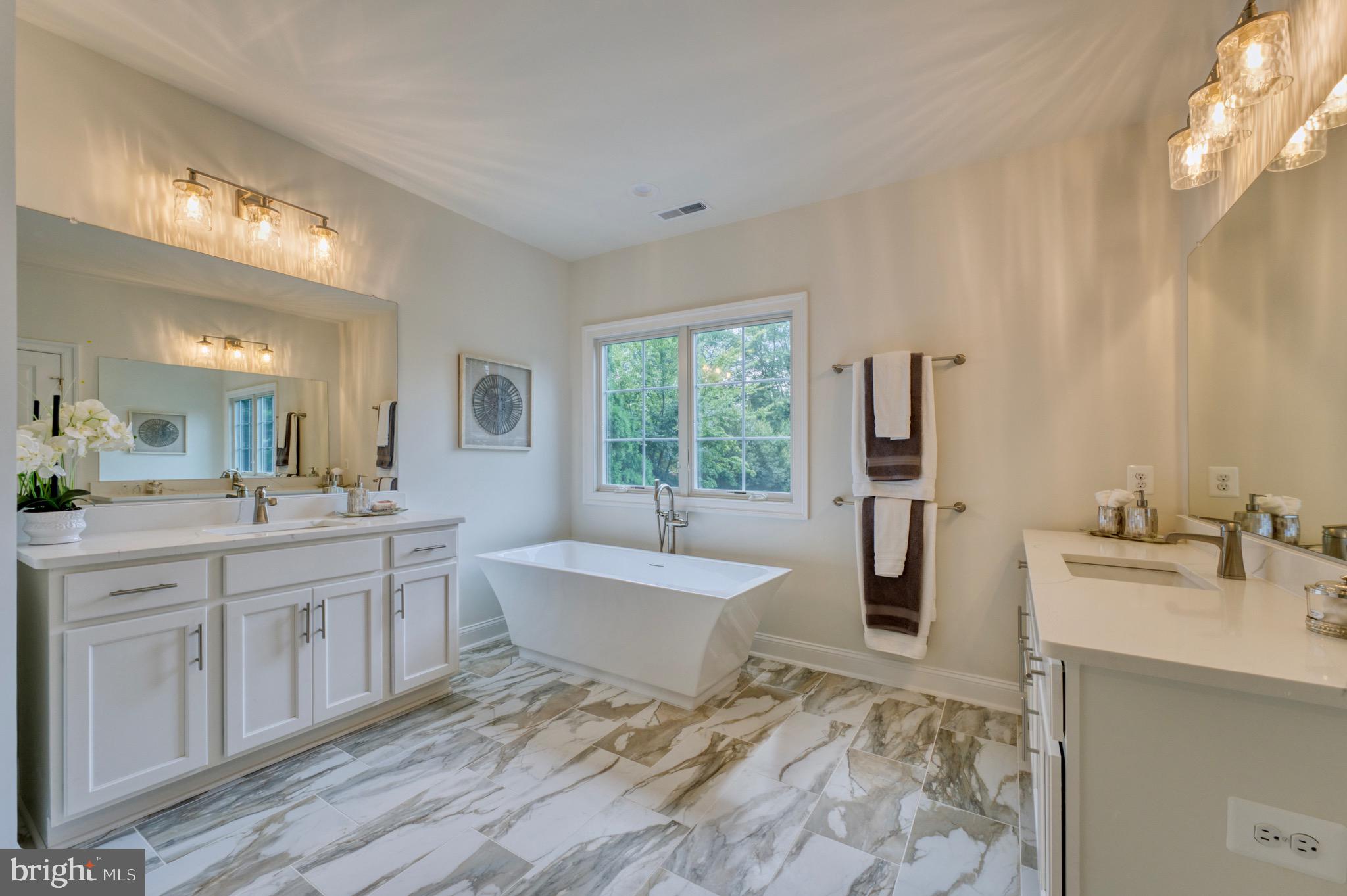 ROSEMONT - Residential