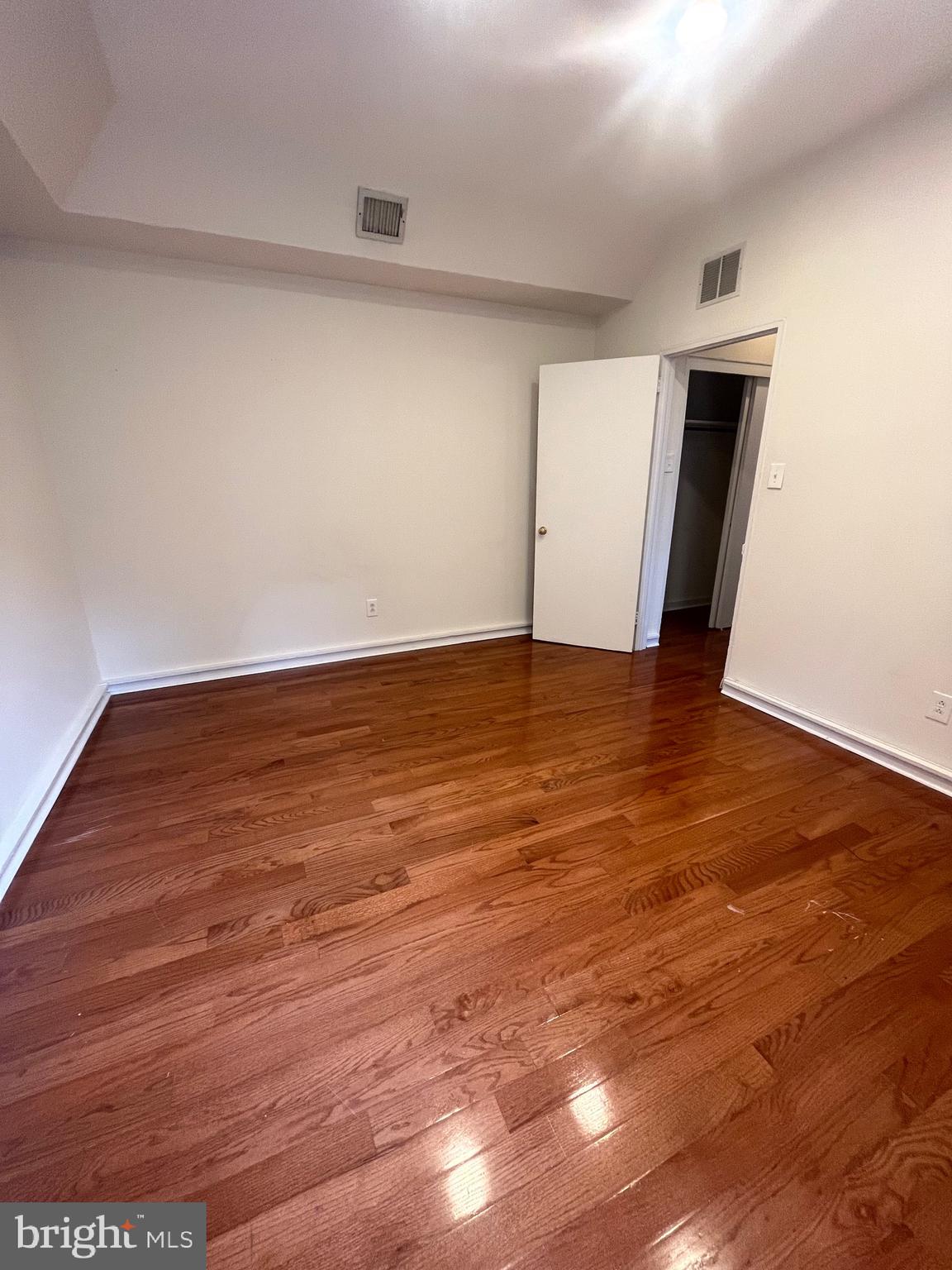 SOCIETY HILL - Residential Lease