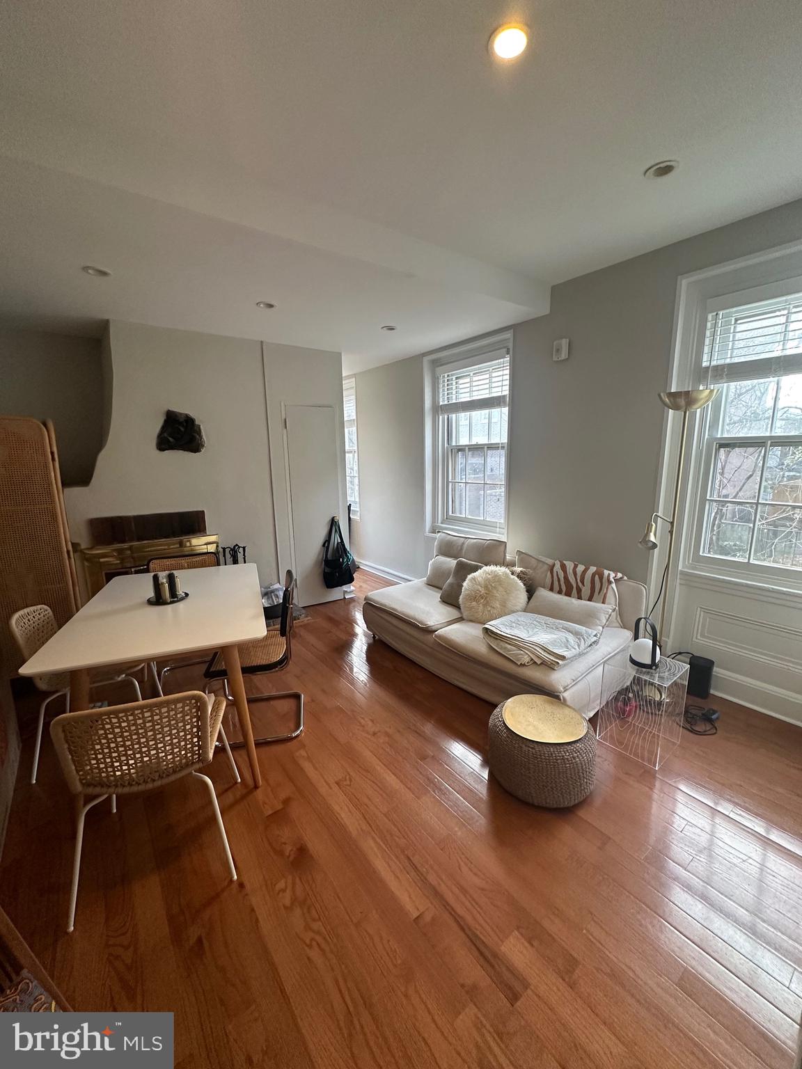 SOCIETY HILL - Residential Lease