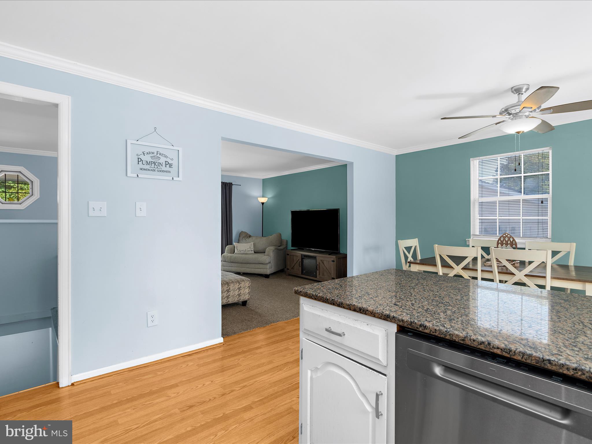 WEST VIEW SHORES - Residential