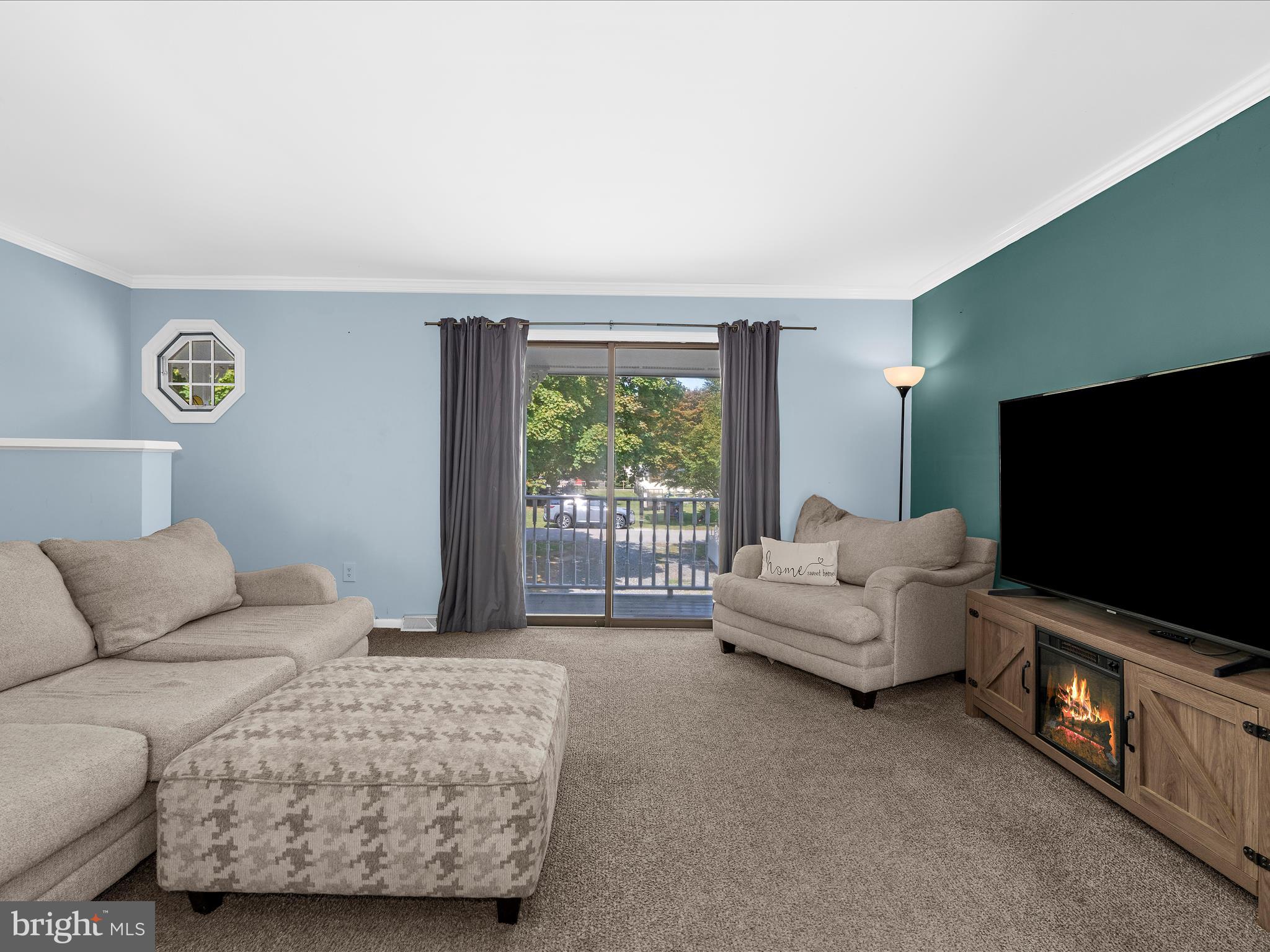 WEST VIEW SHORES - Residential