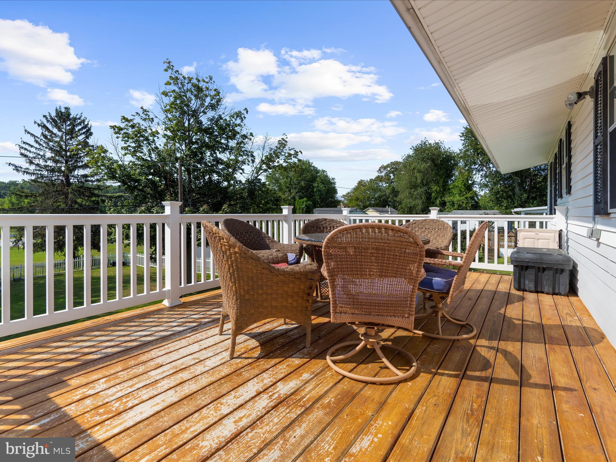 WEST VIEW SHORES - Residential