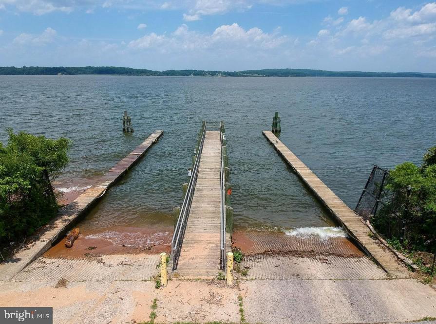 WEST VIEW SHORES - Residential