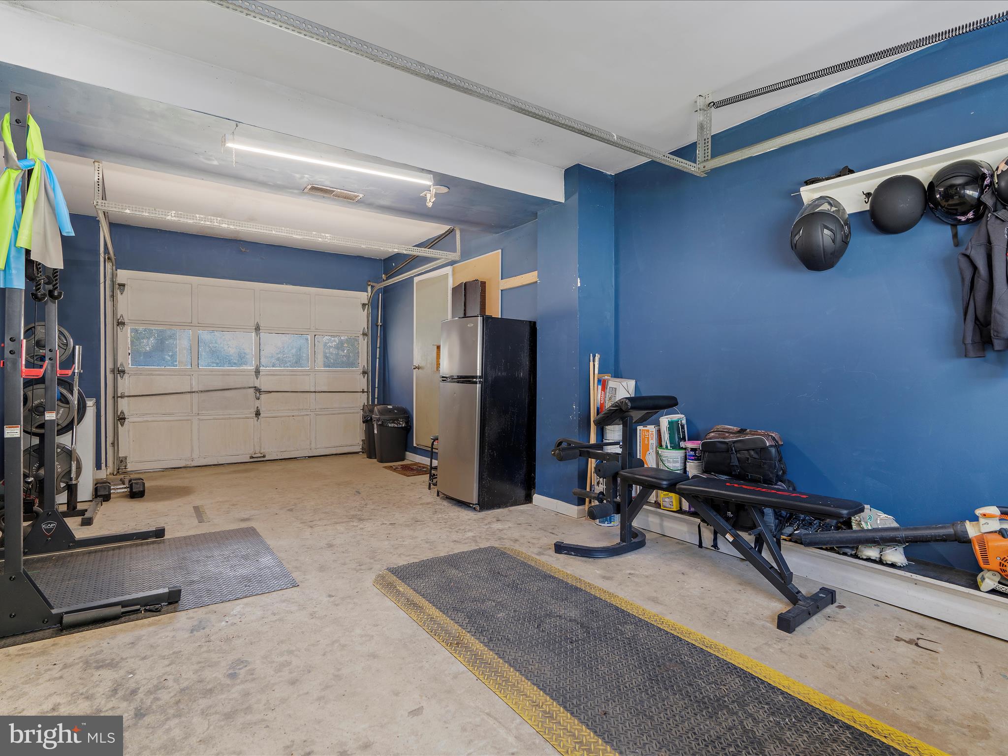 WEST VIEW SHORES - Residential