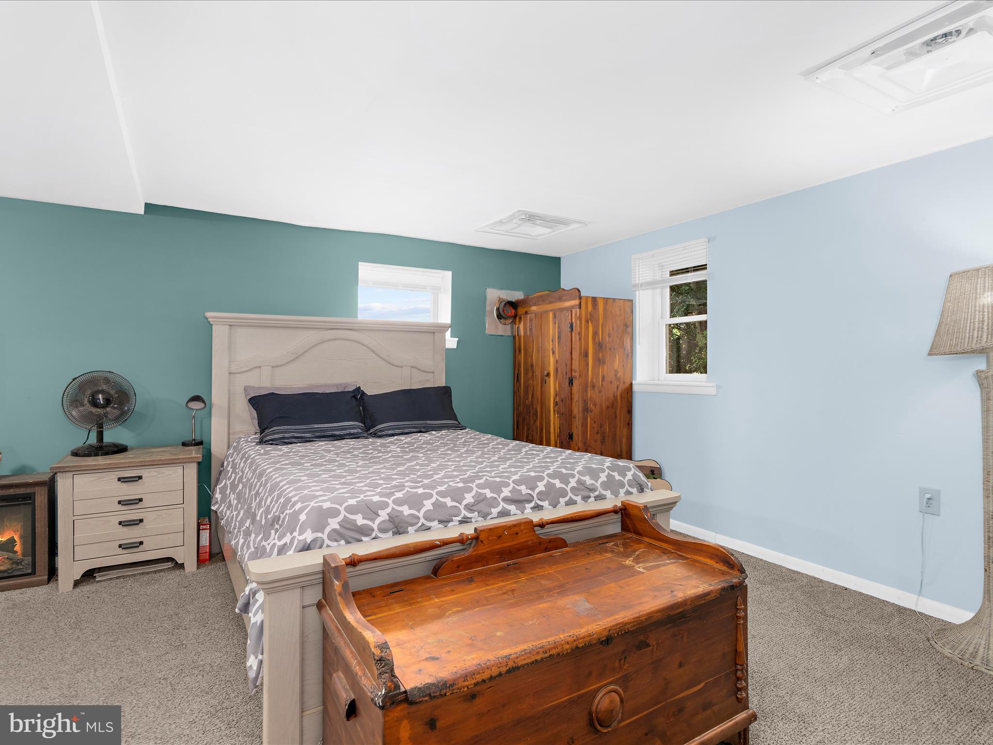 WEST VIEW SHORES - Residential