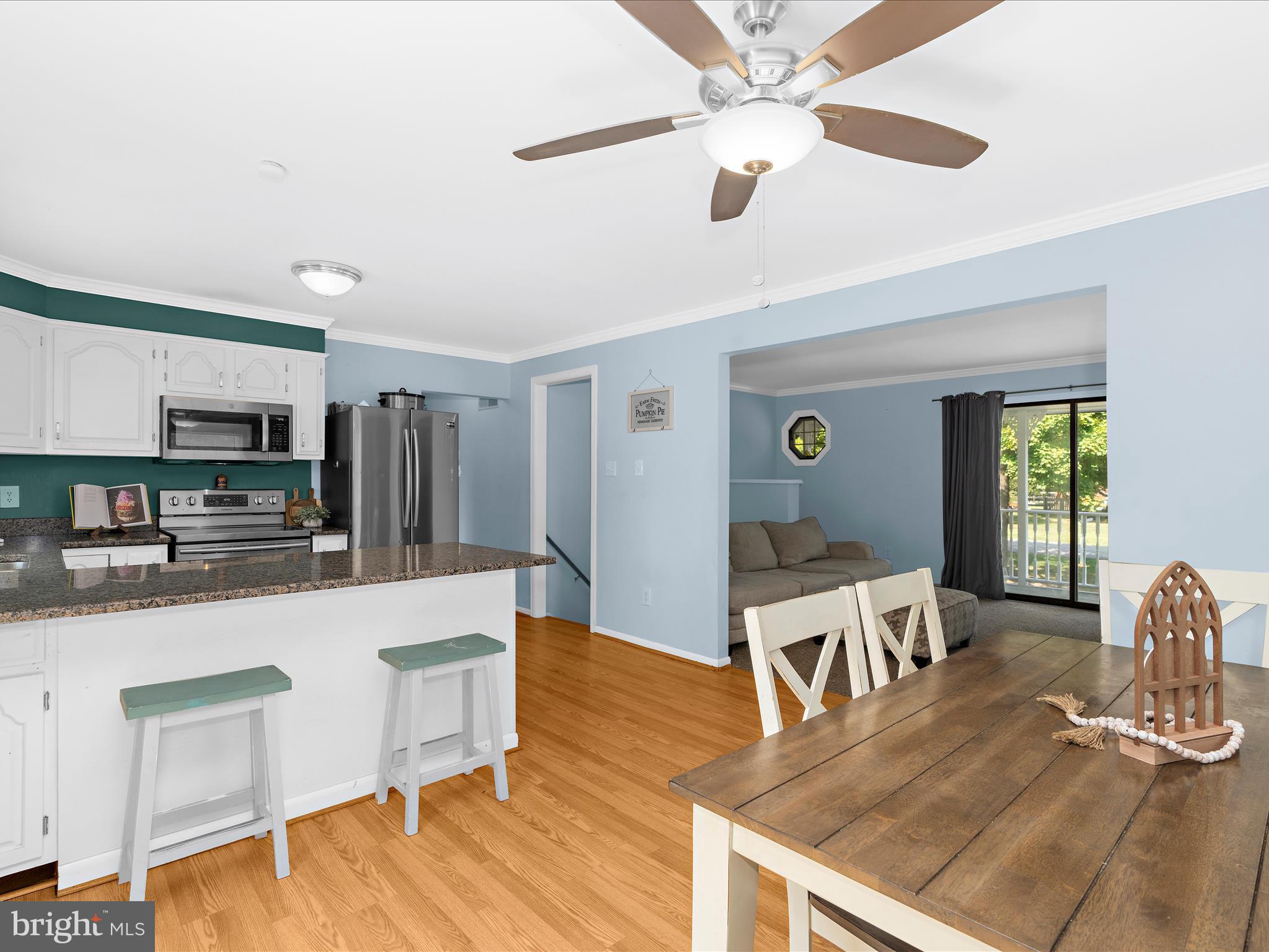 WEST VIEW SHORES - Residential