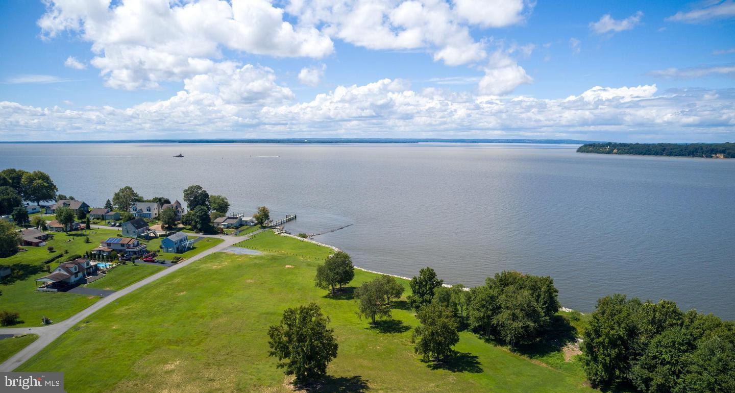 WEST VIEW SHORES - Residential