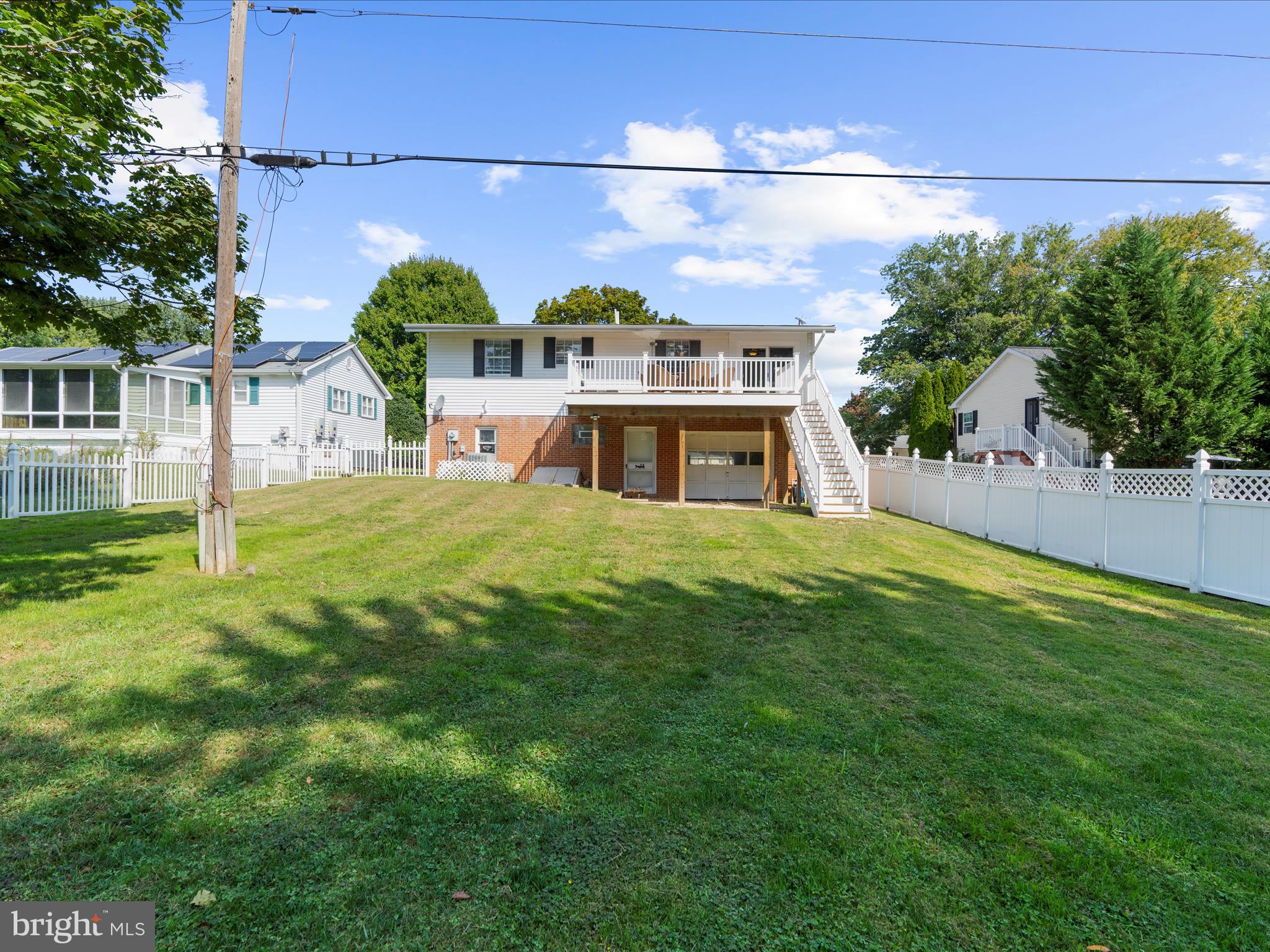 WEST VIEW SHORES - Residential