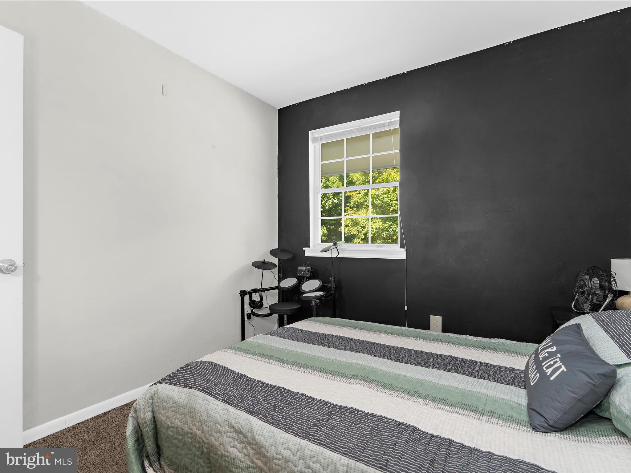 WEST VIEW SHORES - Residential