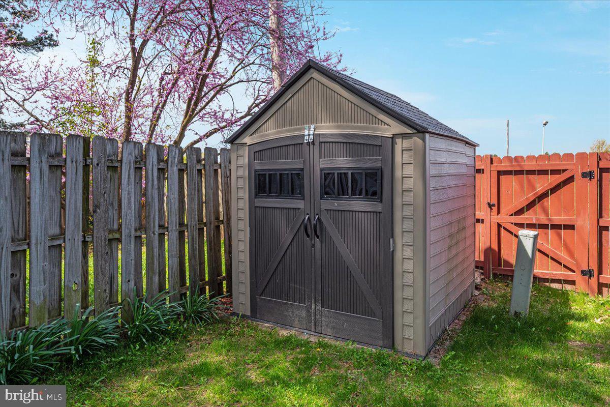 FREDERICKTOWNE TOWNHOUSE - Residential