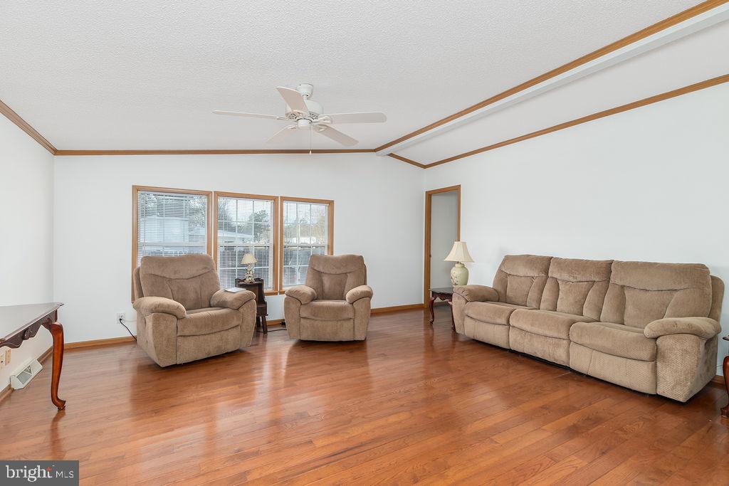 BANKS ACRES - Residential