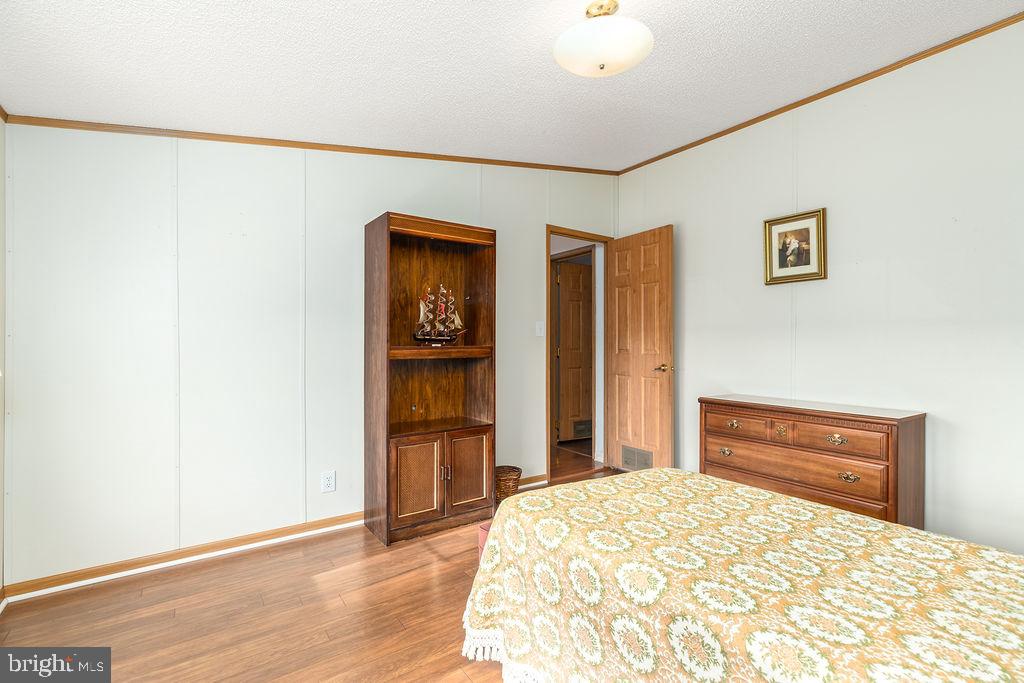 BANKS ACRES - Residential