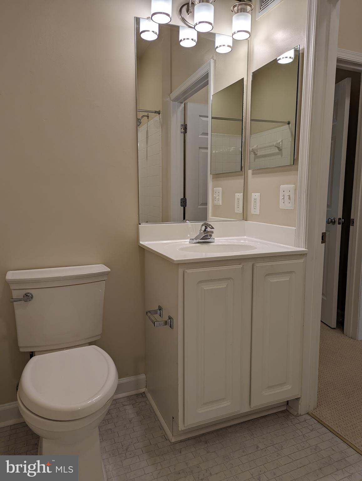 SUMMERFIELD - Residential Lease