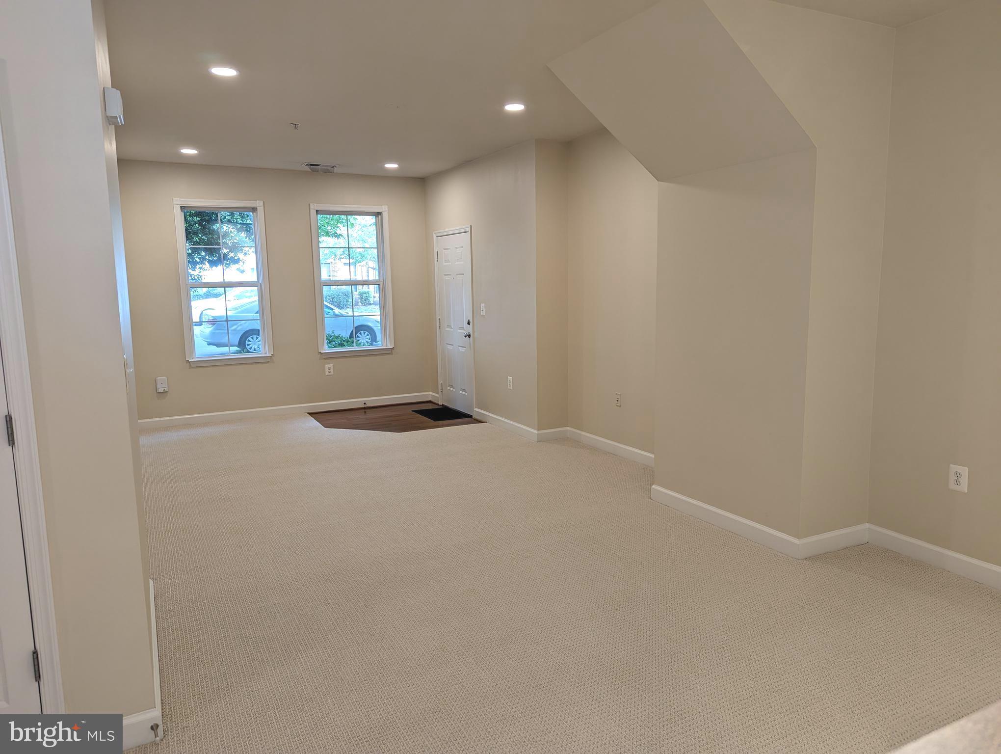 SUMMERFIELD - Residential Lease