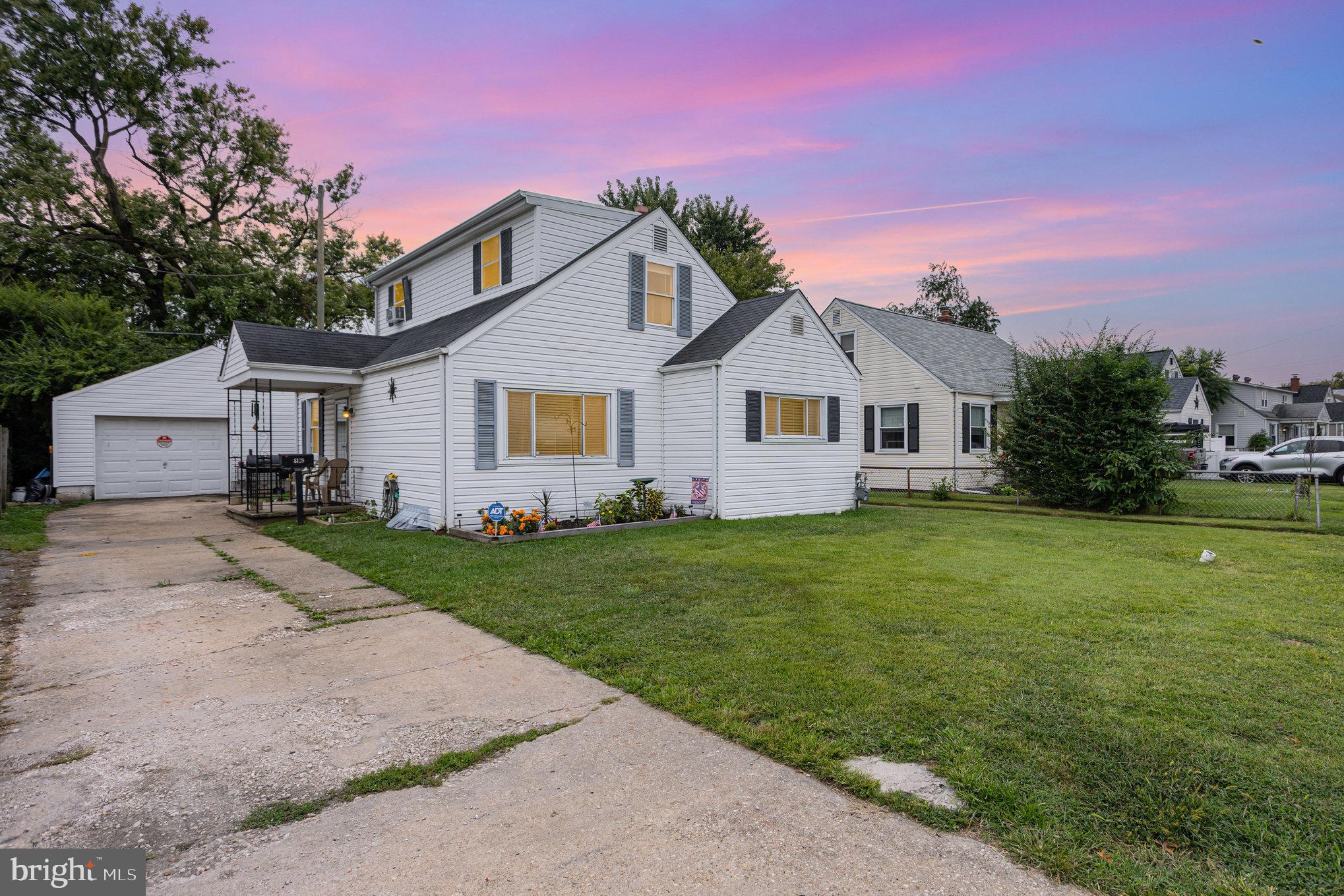 🚨 Priced to Sell in Dundalk! 🚨
Welcome home to this charming 3-bedroom, 1-bath single-family that’s not only move-in ready, but also water-oriented! Just minutes from a nearby boat ramp, you can launch into the Bay and live that waterfront lifestyle without the waterfront price.
Inside, you’ll find a bright and welcoming space with all stainless steel appliances, a granite countertop, and an oversized fridge that makes meal prep easy. Recent updates give you peace of mind with brand-new sump pumps and a newer water heater already in place.
Step outside to enjoy a fully fenced yard—perfect for pets, BBQs, or quiet evenings—and a detached garage for extra storage or parking.
This is your chance to snag a water-oriented home in Dundalk that’s priced to sell! Schedule your showing today before it’s gone.