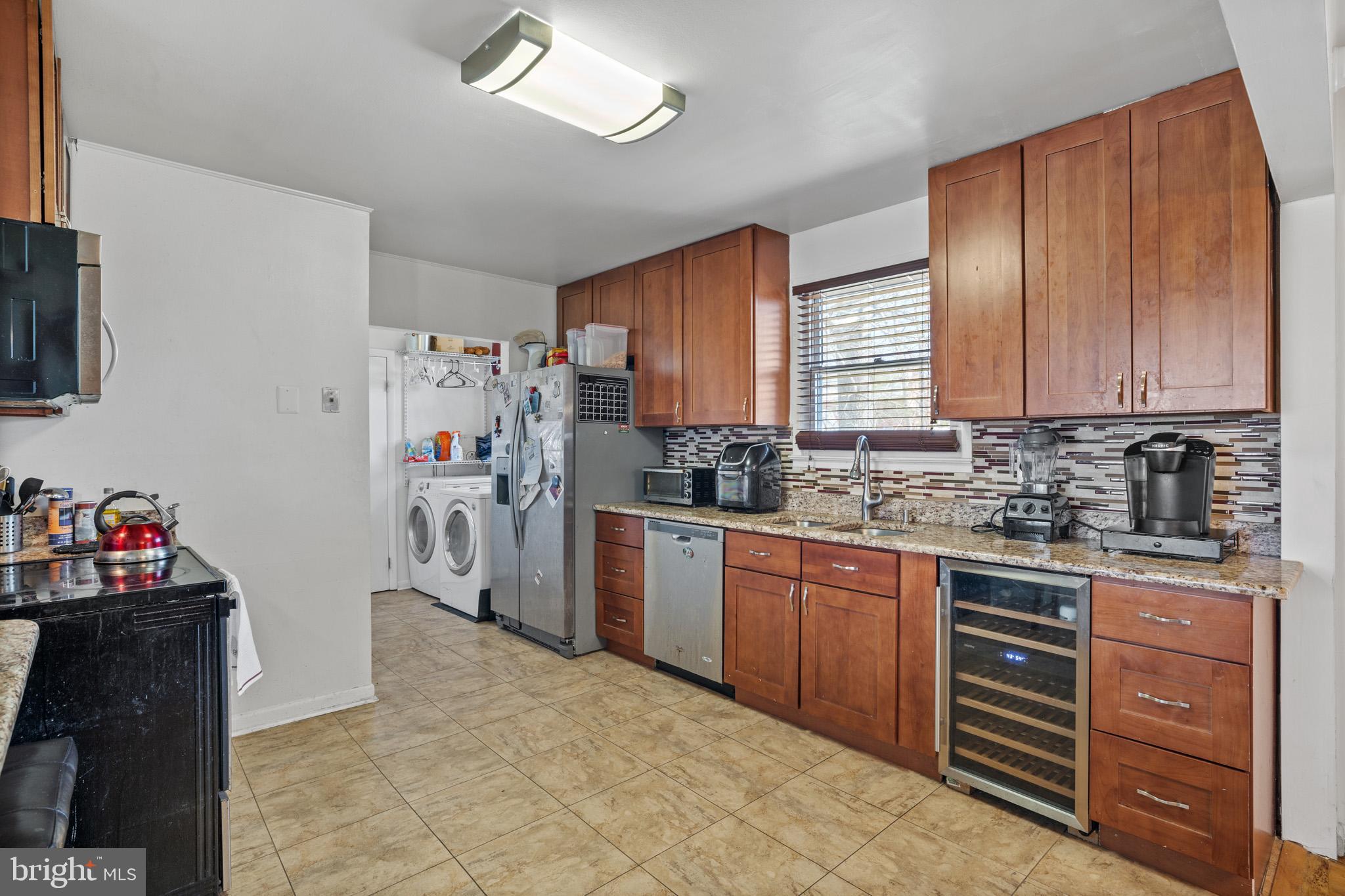 SUBURBAN ESTATES - Residential