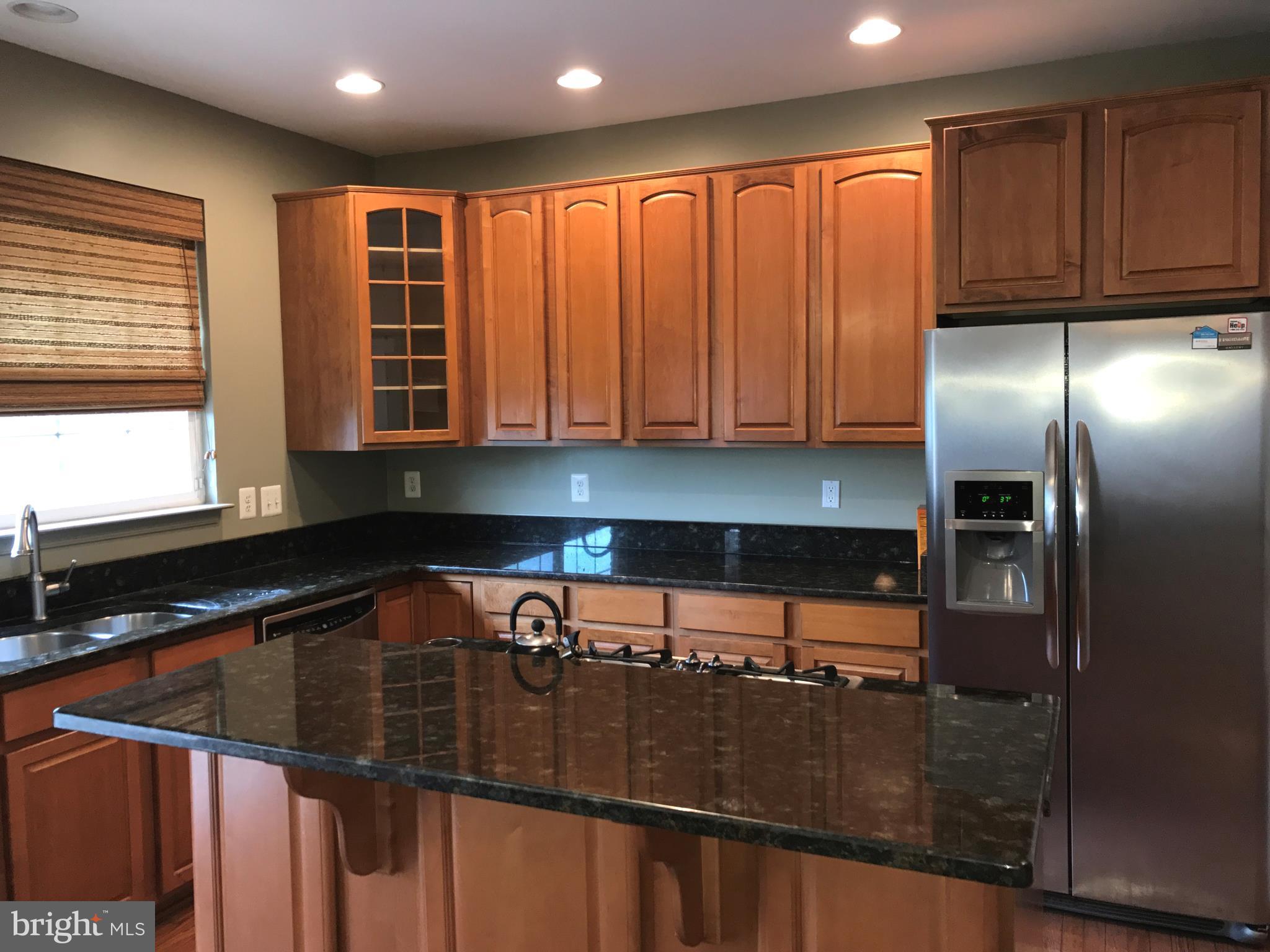 BLOOMS CROSSING - Residential Lease