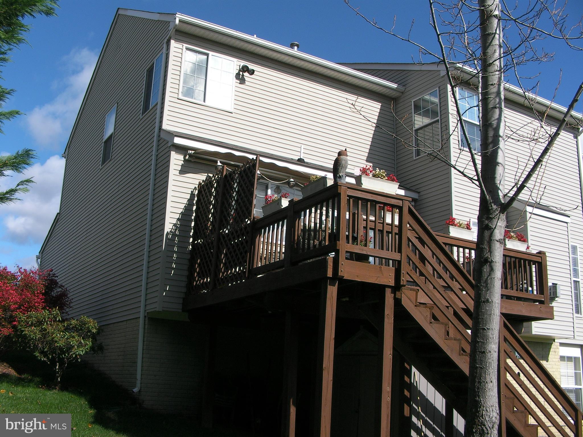 BLOOMS CROSSING - Residential Lease