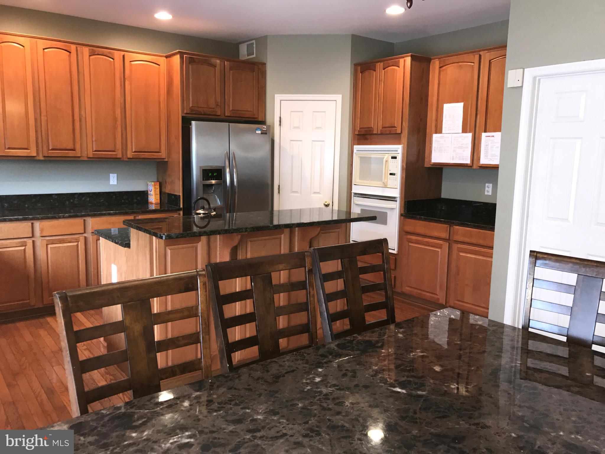 BLOOMS CROSSING - Residential Lease