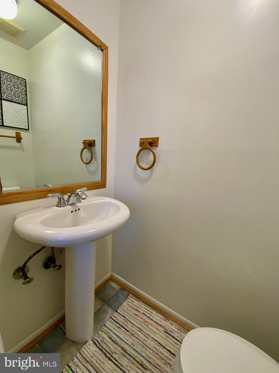 NORBECK MANOR - Residential Lease